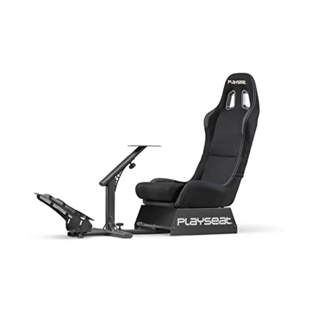 Schwarzer Playseat-Rennstuhl mit verstellbaren Fußpedalen und einer kleinen Ablage.