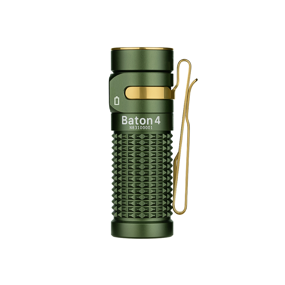 Grüne Taschenlampe mit goldenem Clip und "Baton 4" Aufschrift.