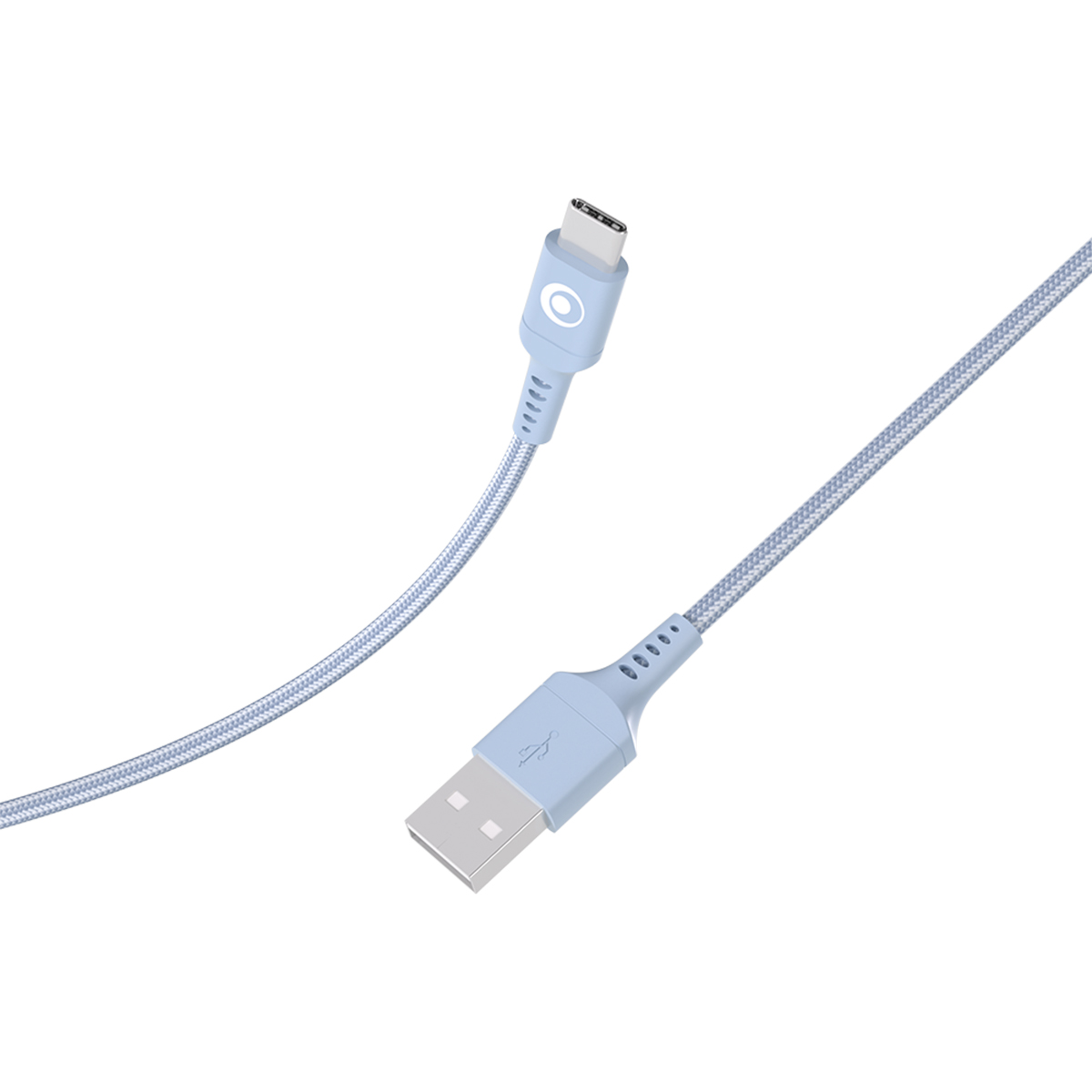 Un cavo intrecciato blu chiaro da USB-A a USB-C su sfondo bianco.
