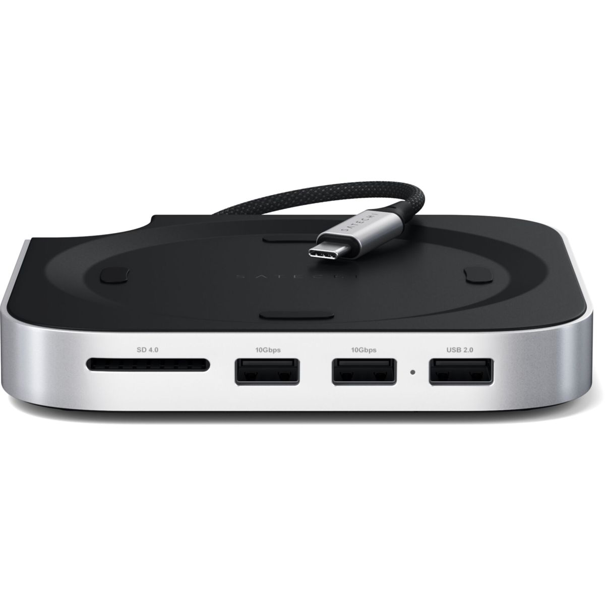 Eine schwarze und silberne USB-C-Hub mit SD-Kartensteckplatz und USB-Anschlüssen.