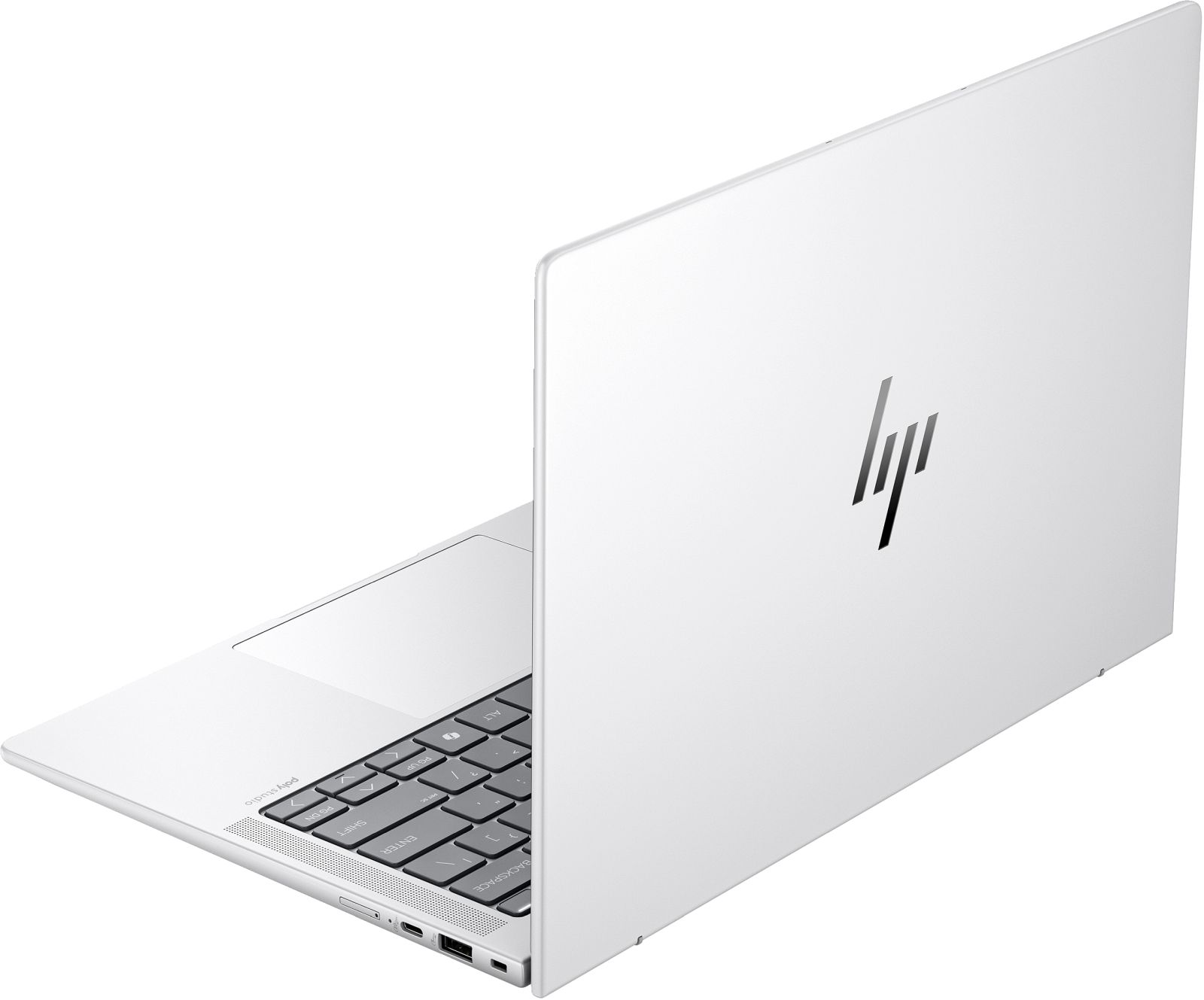 Un laptop HP bianco con logo sul coperchio è aperto, mostrando tastiera e trackpad.