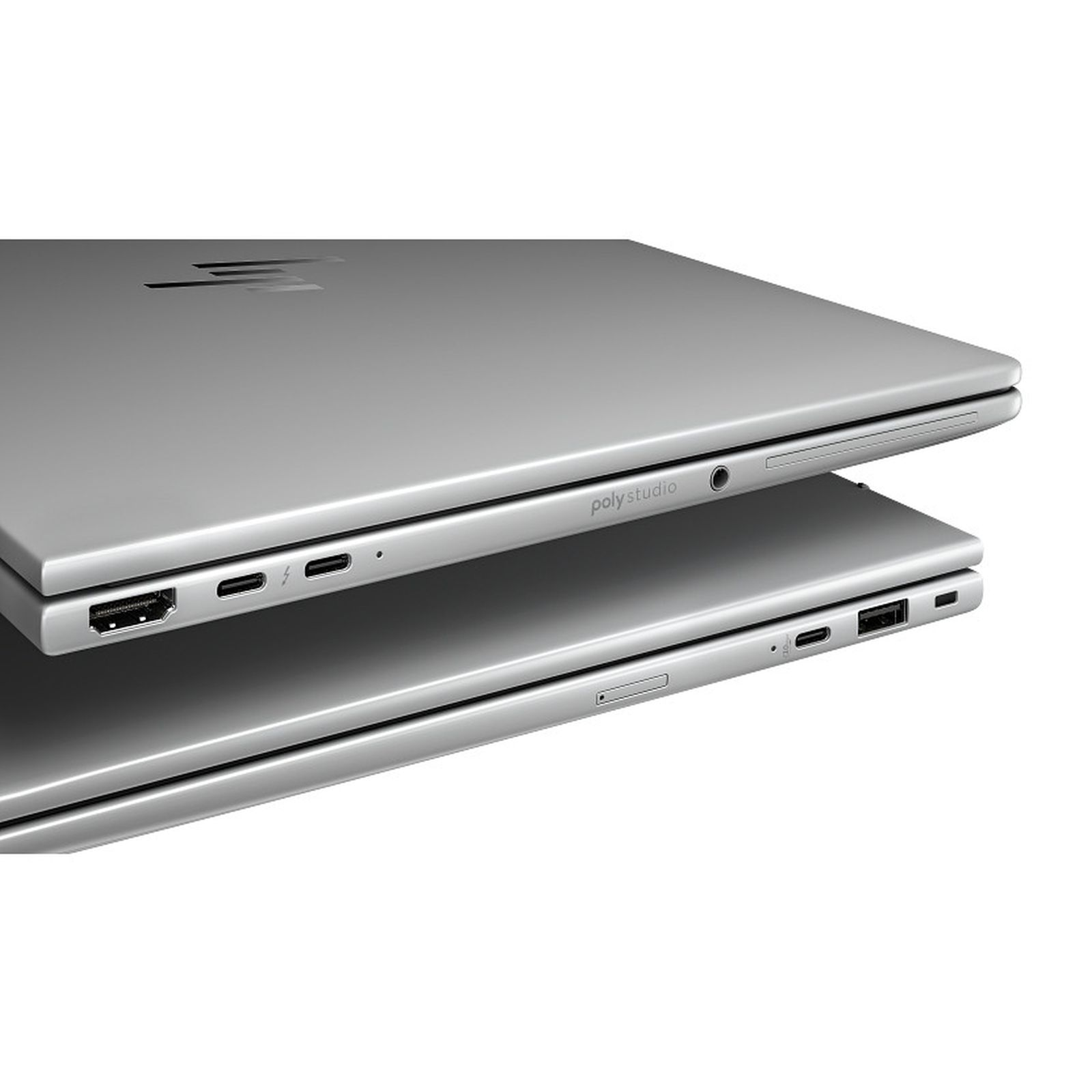 Laptop HP argento che mostra porte: HDMI, USB-C, Thunderbolt e jack audio.