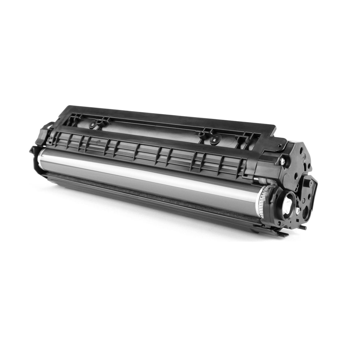 Una cartuccia toner nera con un tamburo argentato è mostrata angolata su sfondo bianco.