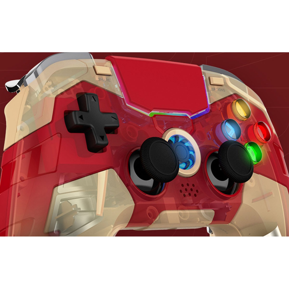 Un controller di gioco rosso e trasparente con pulsanti e joystick neri.