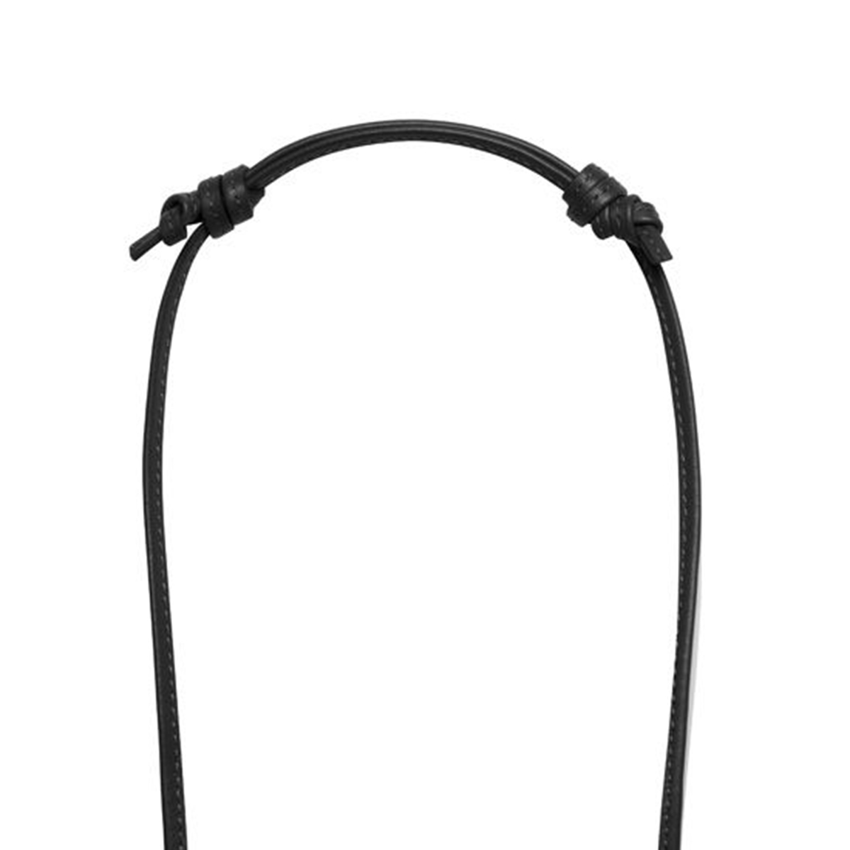 Cordino in pelle nera con due nodi che formano un anello.