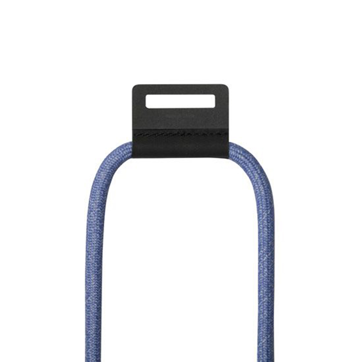 Un gancio nero con una fessura sopra un cavo intrecciato blu che si piega verso il basso.