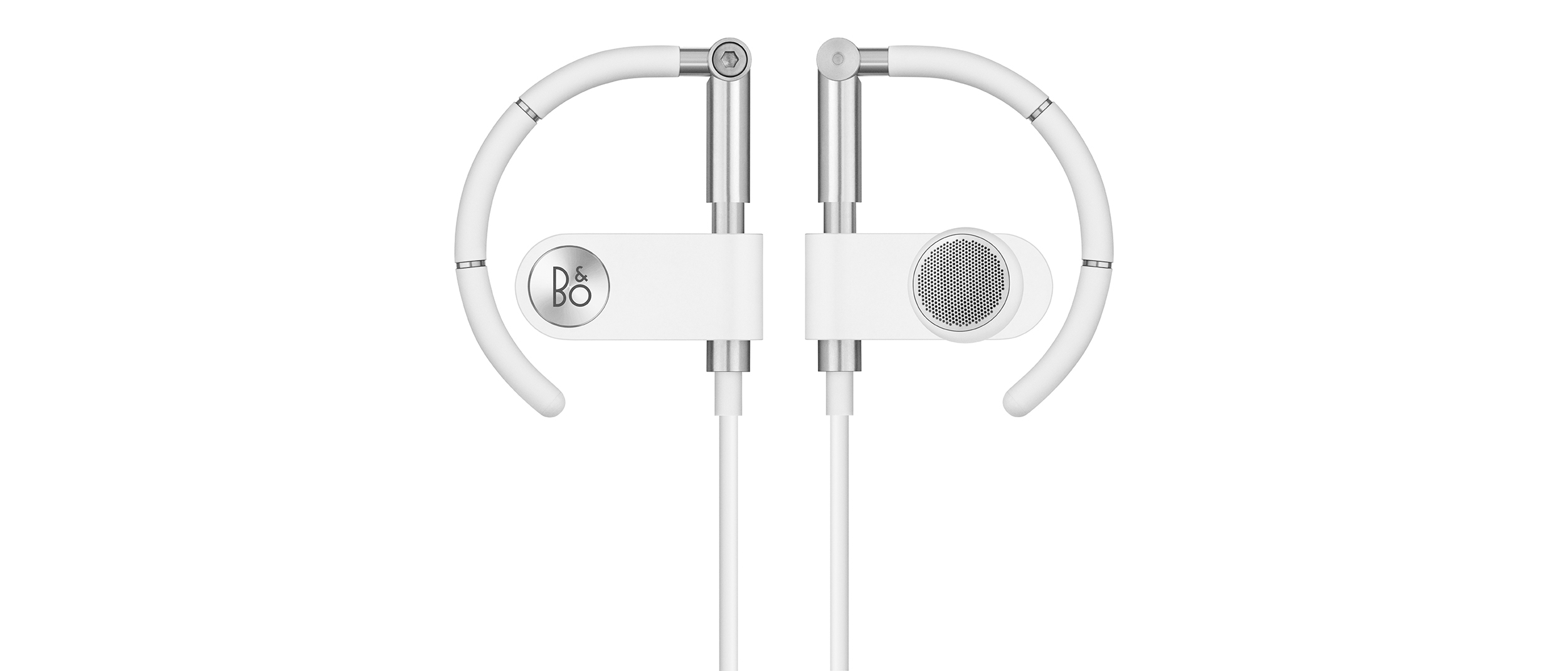 Weiße Bang & Olufsen Kopfhörer mit silbernen Akzenten und weißem Kabel.