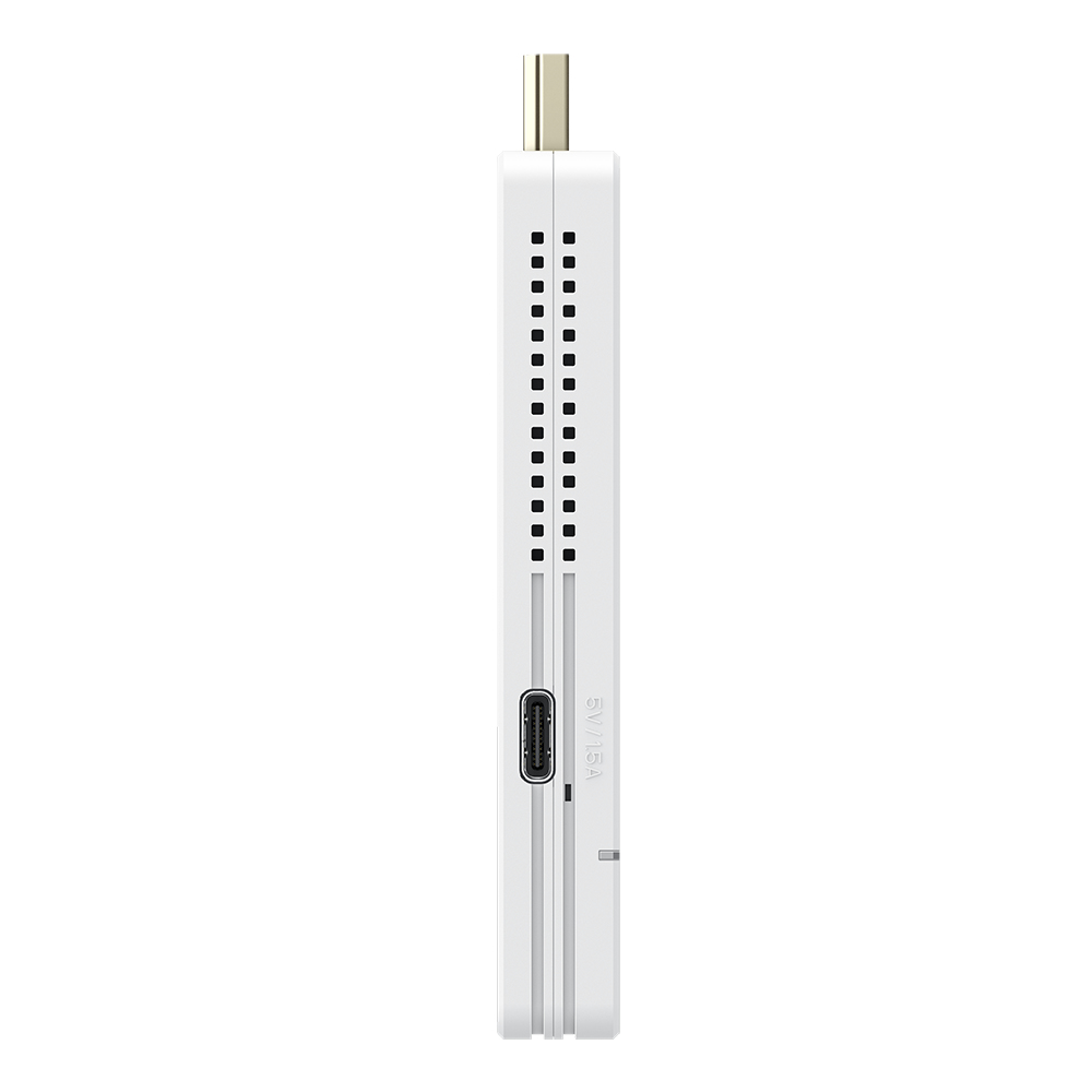 Havalandırma deleri ve altın rengi konektörü olan beyaz bir USB-C aygıtı.