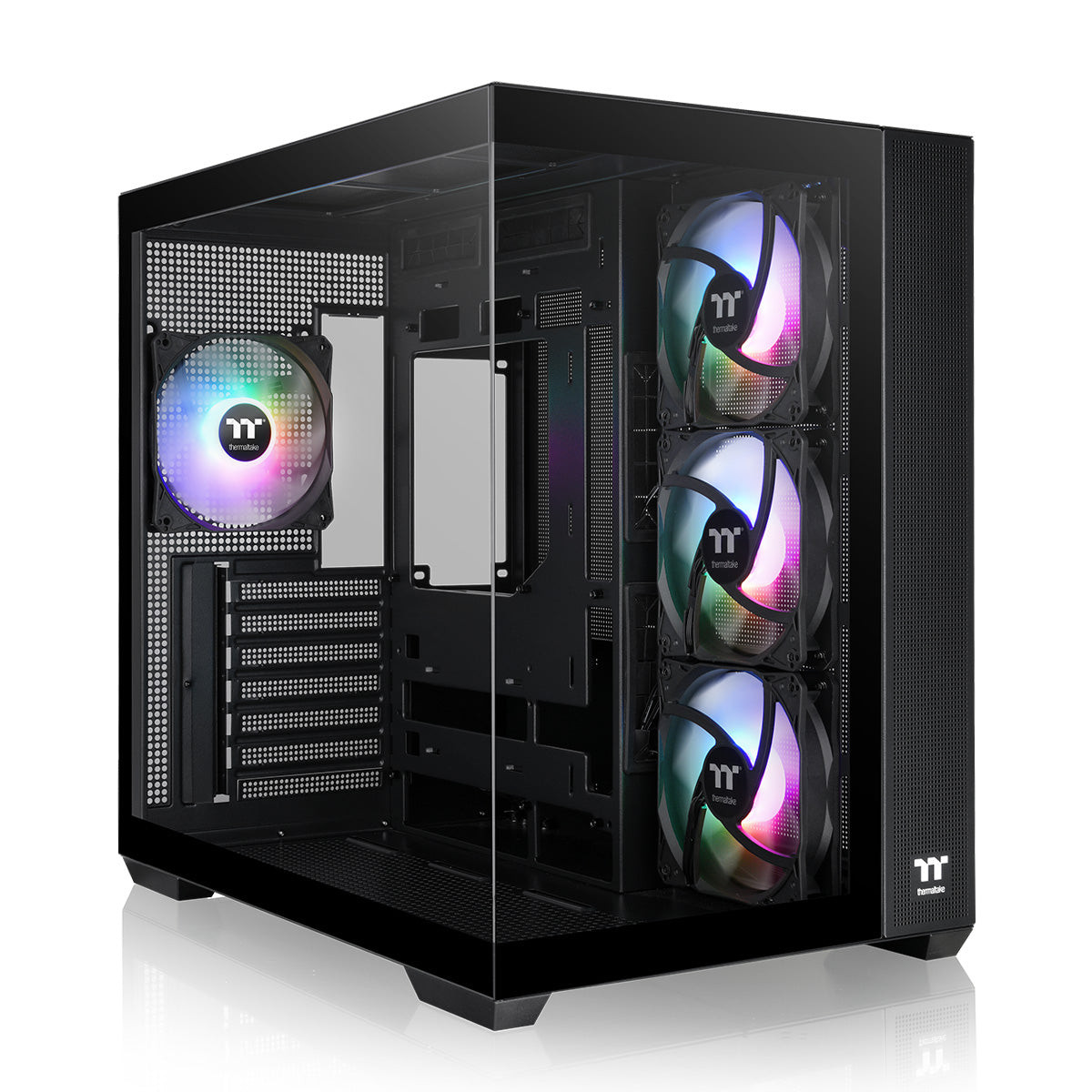 Cam yan panele ve RGB fanları olan siyah bilgisayar kasası.
