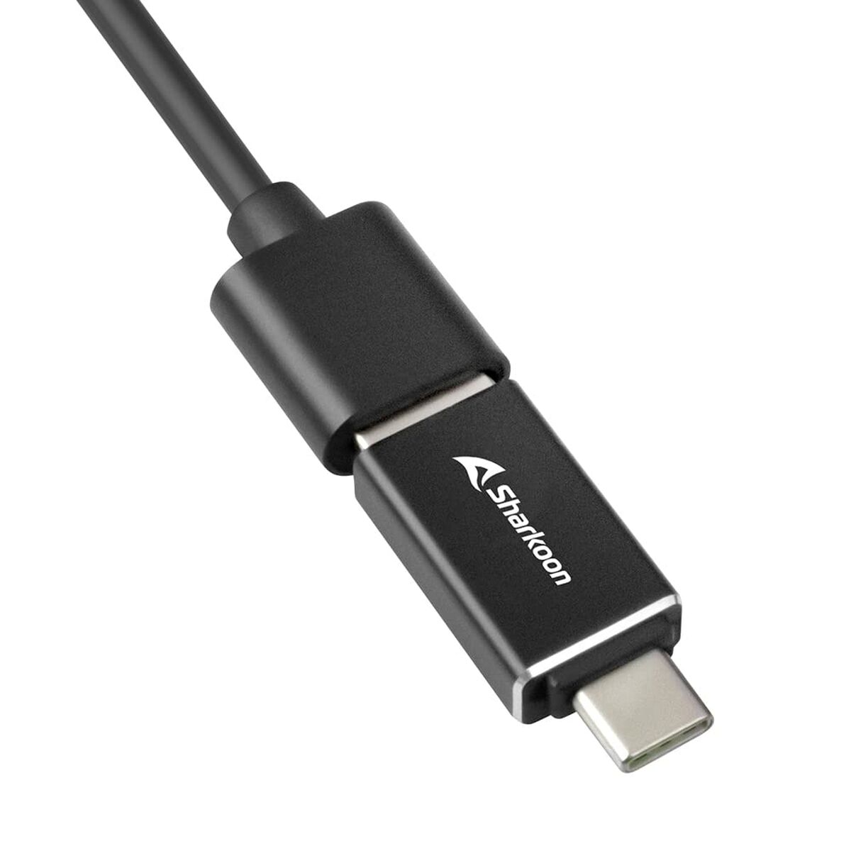 Cavo USB-C nero Sharkoon con connettore metallico e logo bianco.