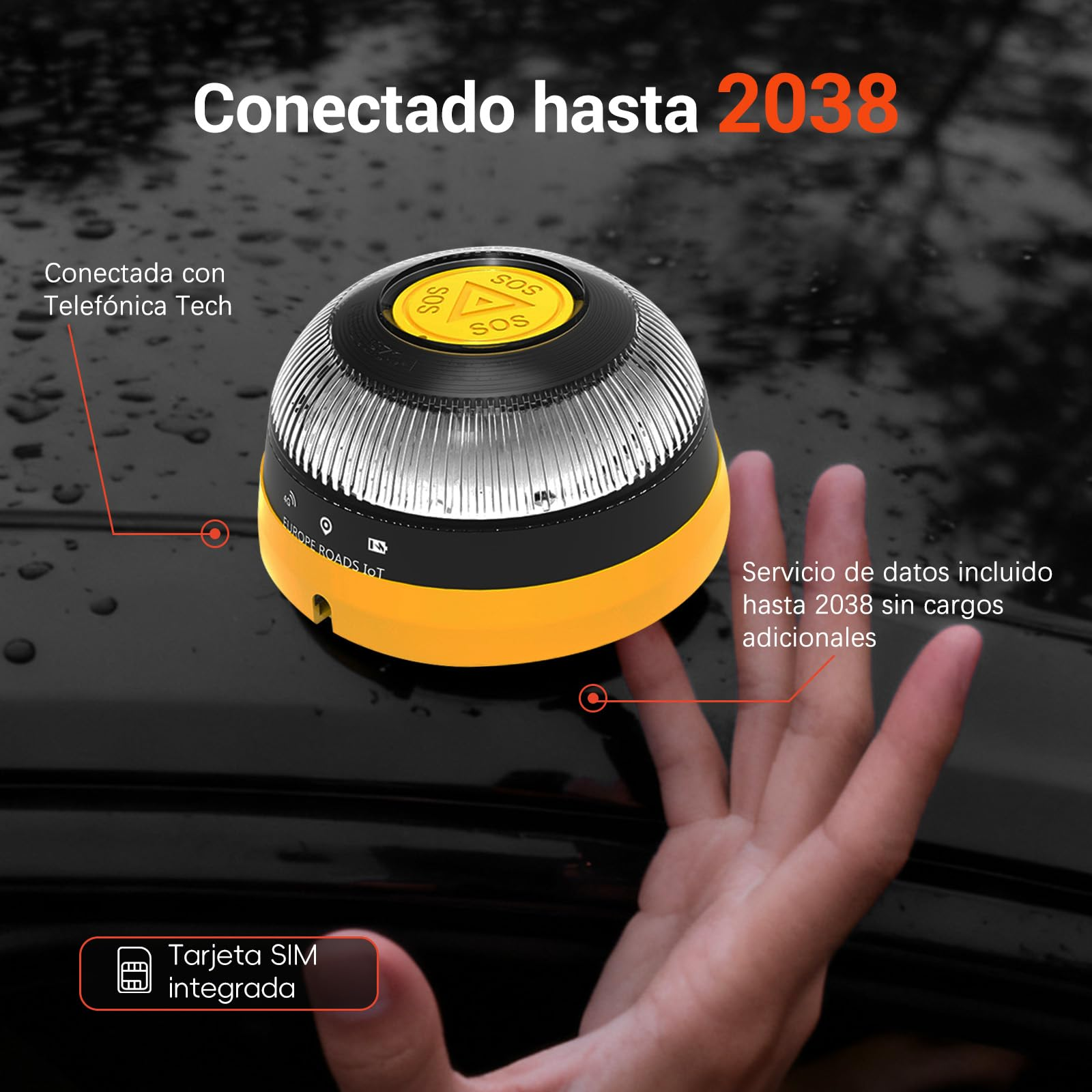 Dispositivo SOS amarillo y negro con sirena en techo de auto mojado, con etiqueta 'Conectado hasta 2038'.