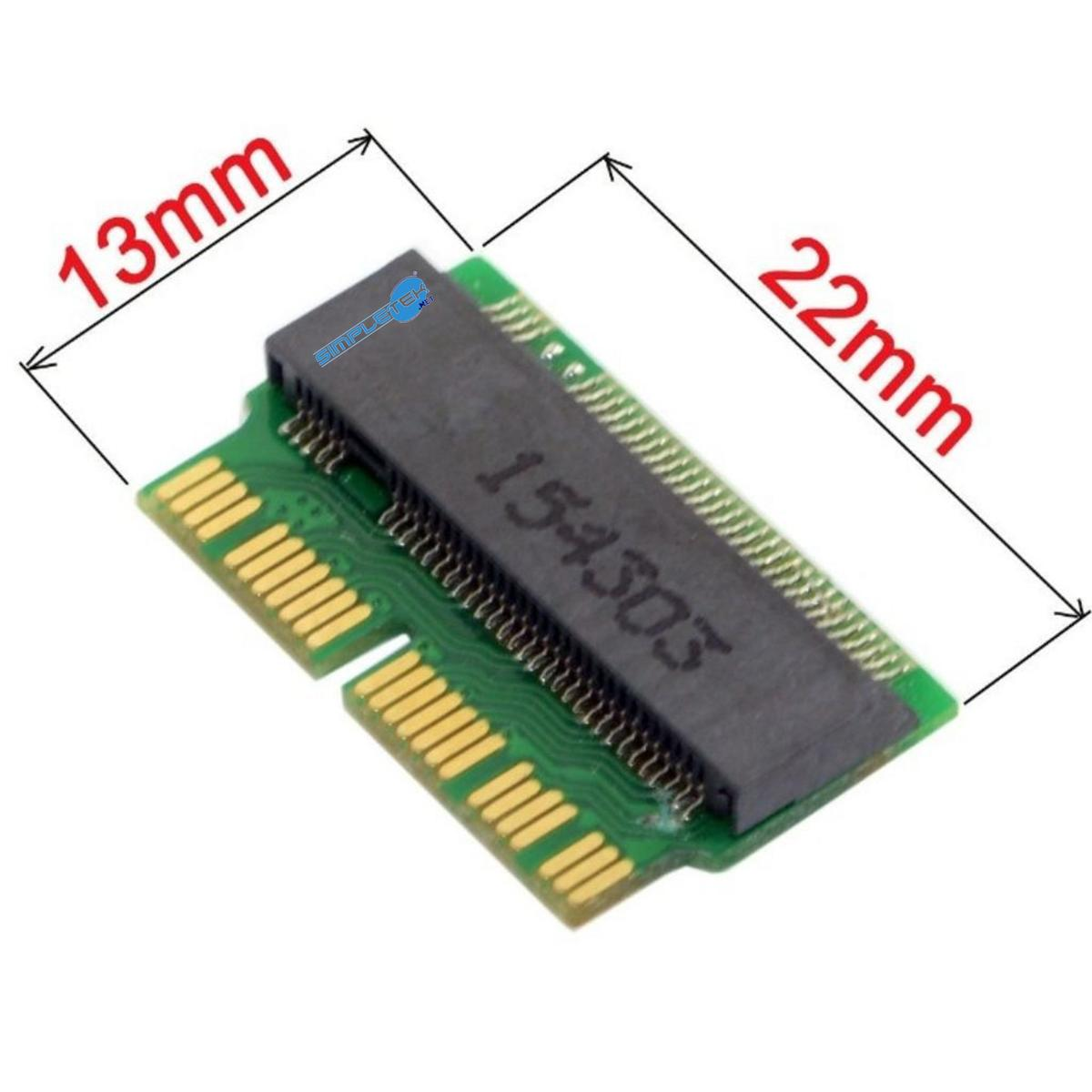 Un adattatore per scheda a circuito stampato verde con connettori dorati e un chip nero etichettato 154303.