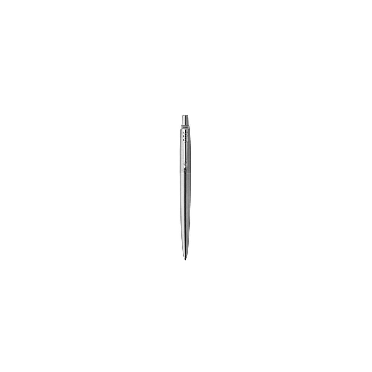 Una penna Parker argentata con clip è mostrata su sfondo bianco.