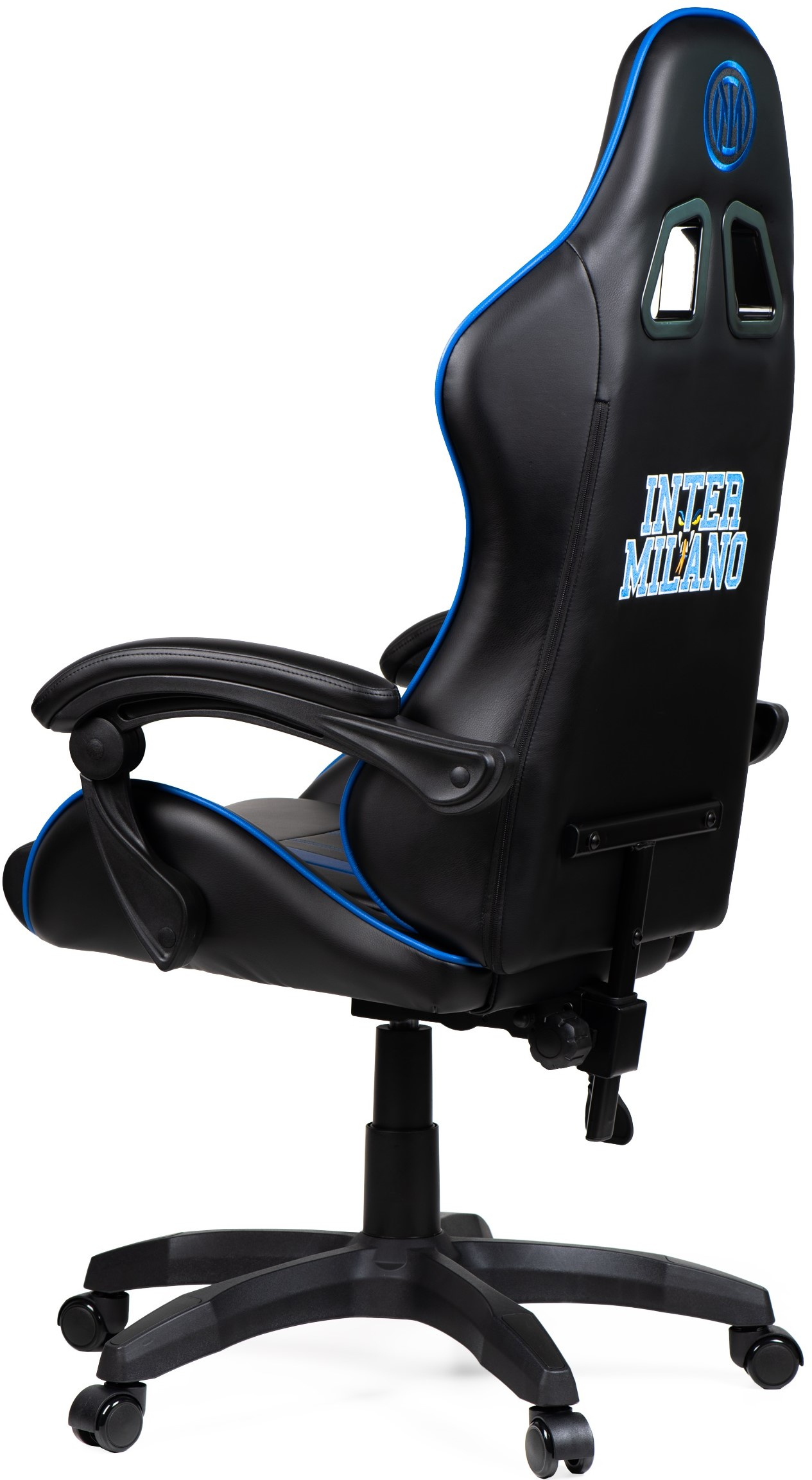 Sedia da gaming nera con finiture blu e logo Inter Milan.
