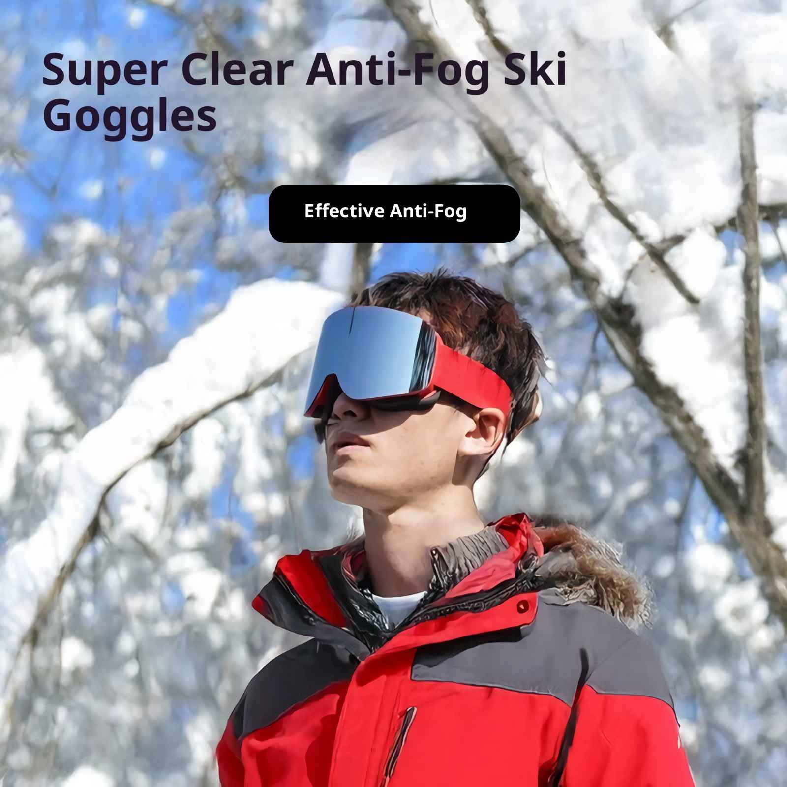 Mann in roter Skijacke mit blauer Skibrille, Hintergrund mit schneebedeckten Bäumen.