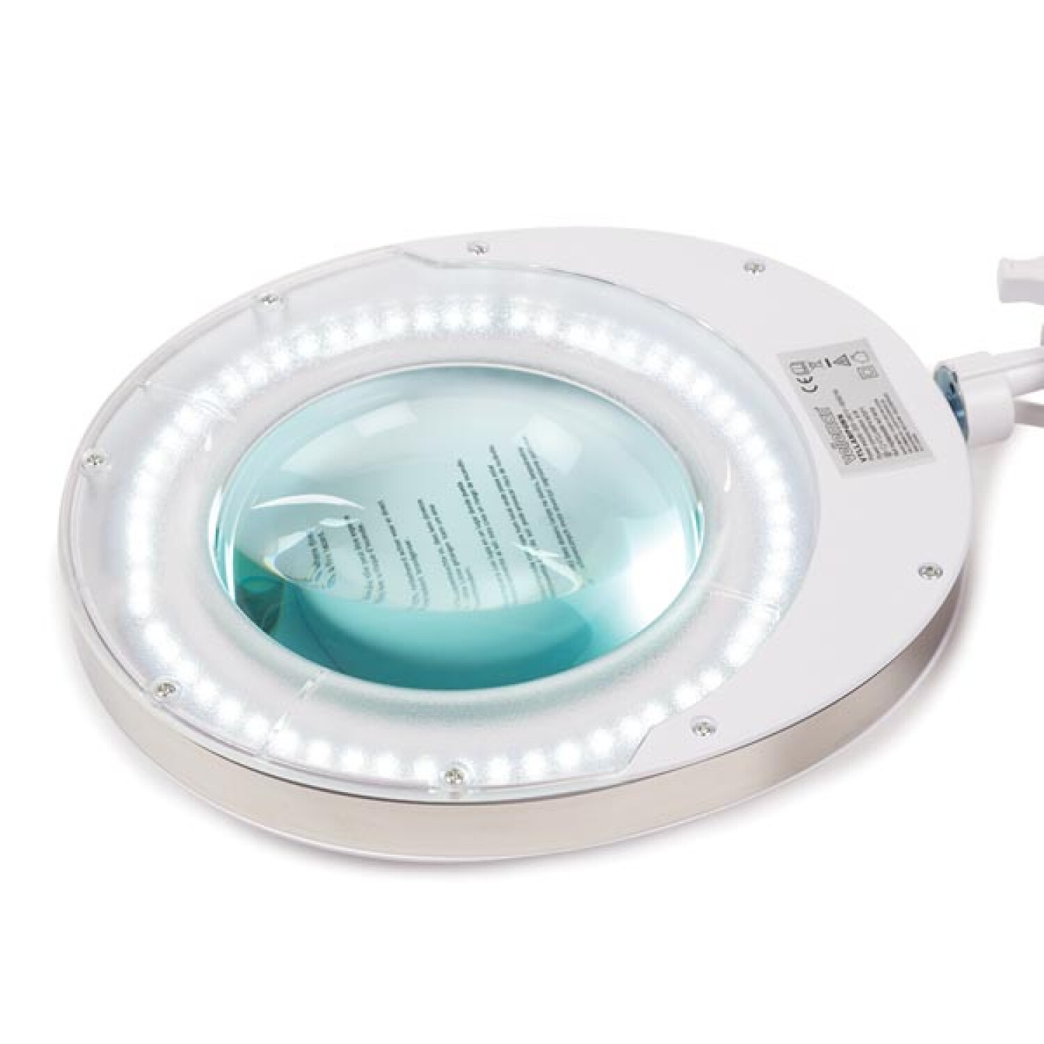 Eine weiße Lupenlampe mit LED-Leuchten um die Linse steht auf einer weißen Fläche.