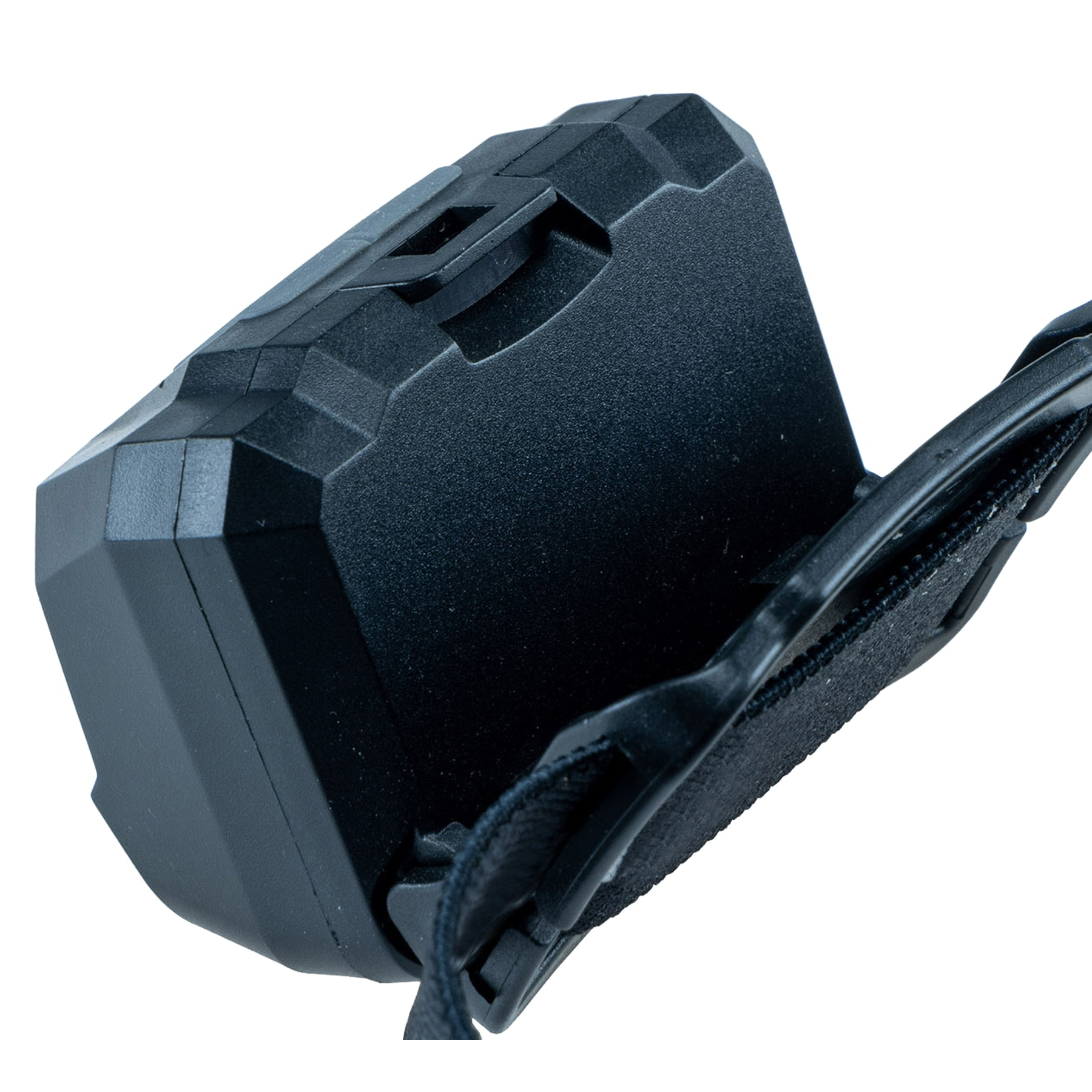 Dispositivo elettronico nero con cinturino, vista ravvicinata.
