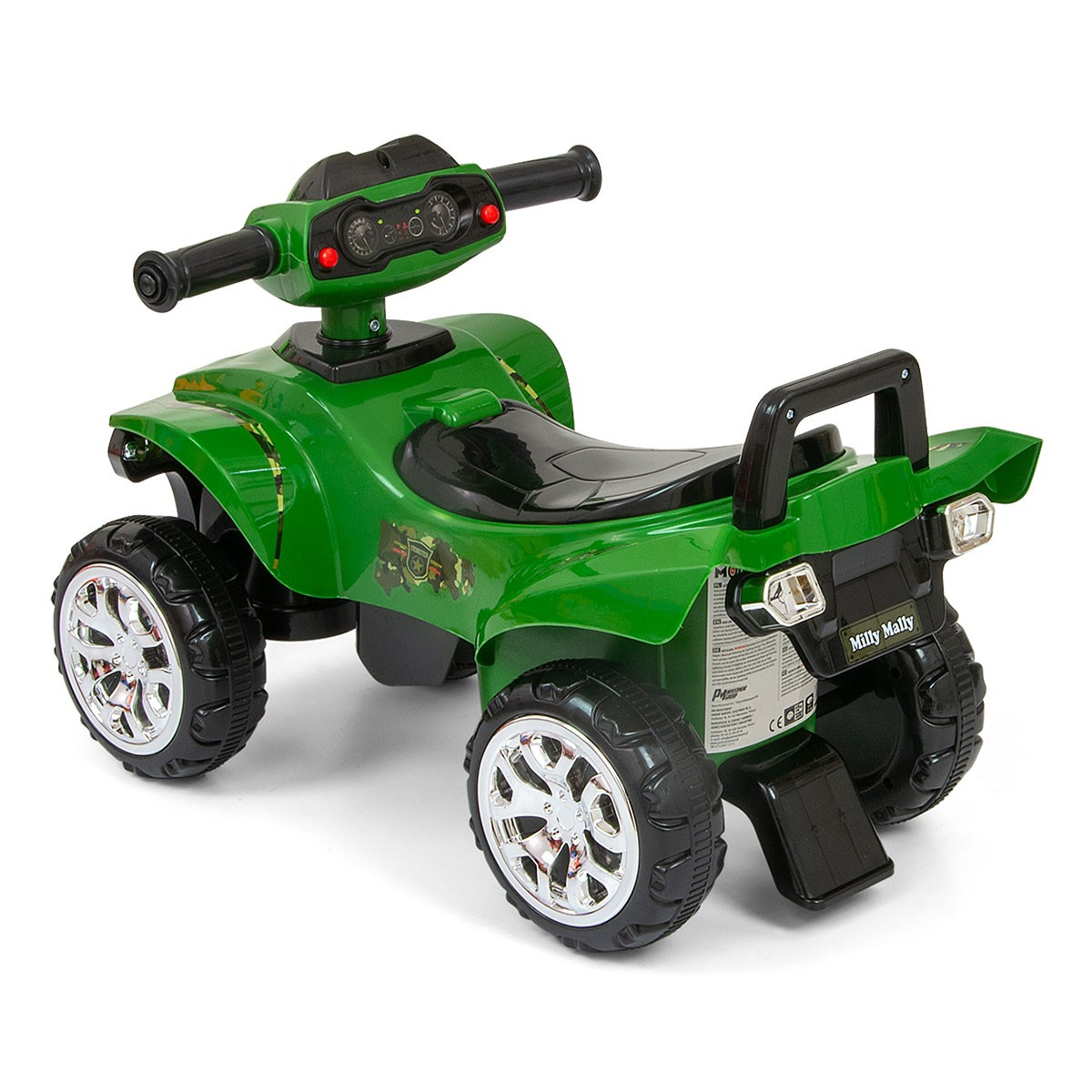 Ein grünes Spielzeug-Quad mit schwarzen Lenkern und Sitz, Chromfelgen.