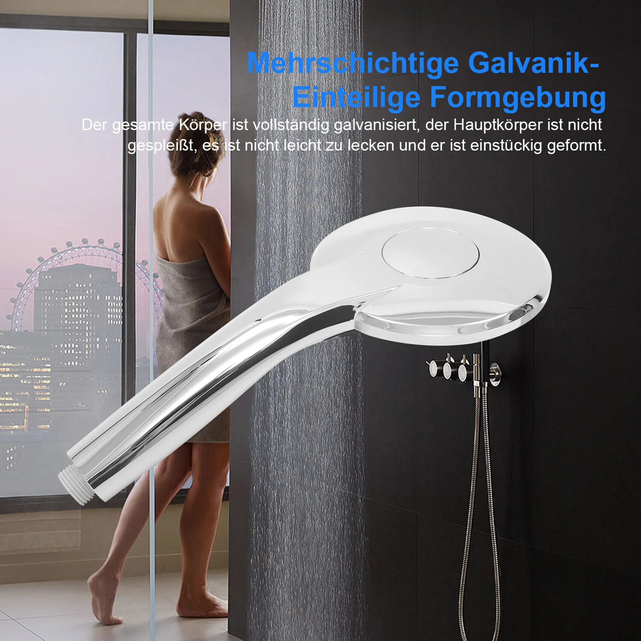 Eine Frau in einem Handtuch steht vor einer Dusche mit einem modernen Duschkopf.
