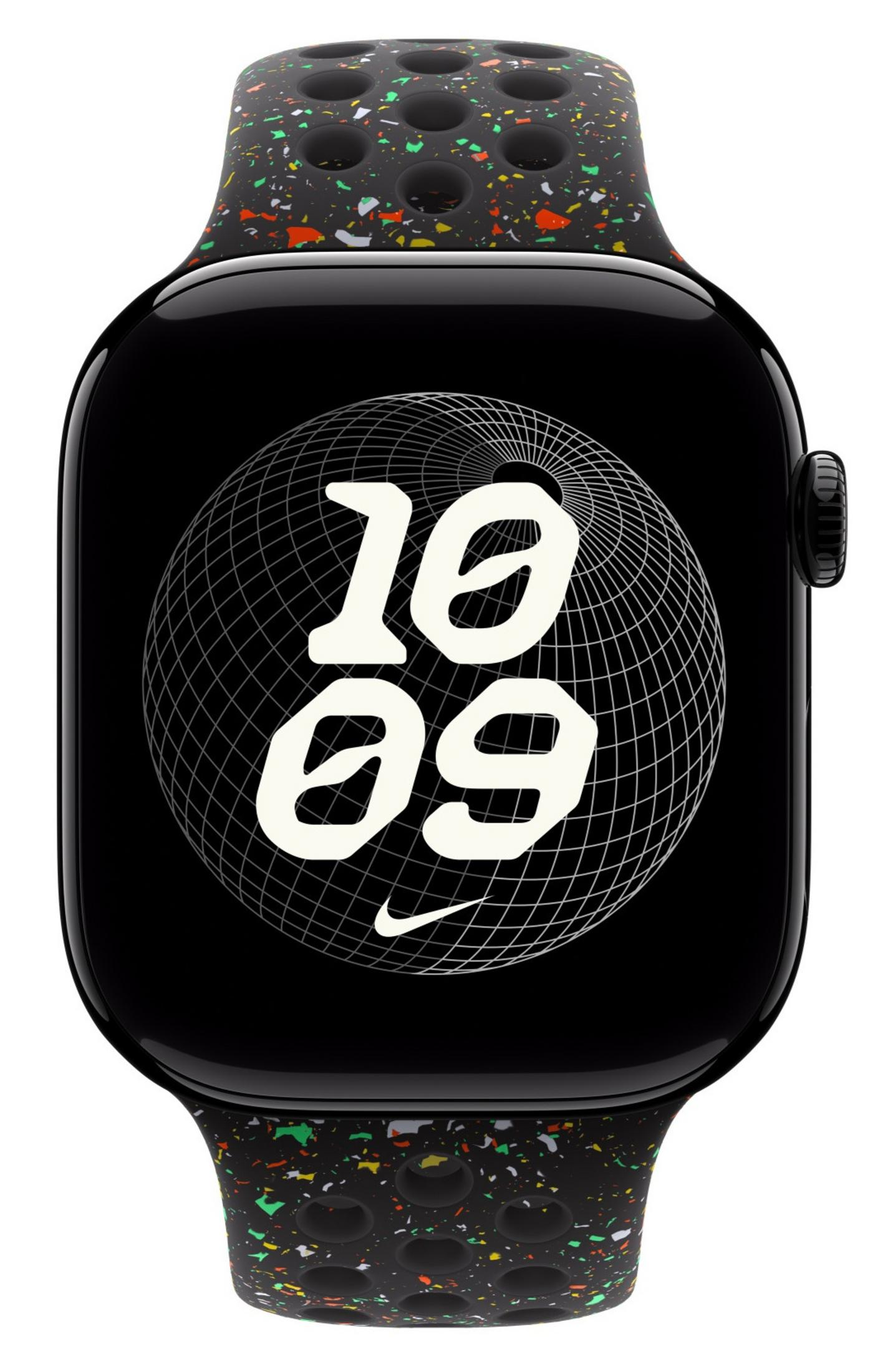 Schwarze Apple Watch mit gesprenkeltem Armband, zeigt 10:09 Uhr.