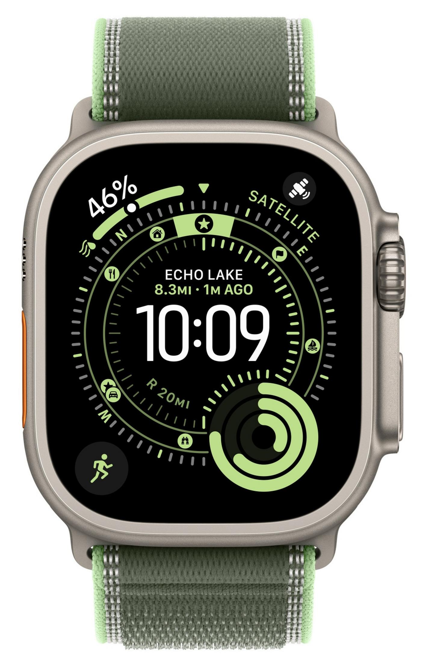 Primo piano di Apple Watch Ultra con cinturino verde. Schermo mostra 46% batteria, ora 10:09 e dati fitness.
