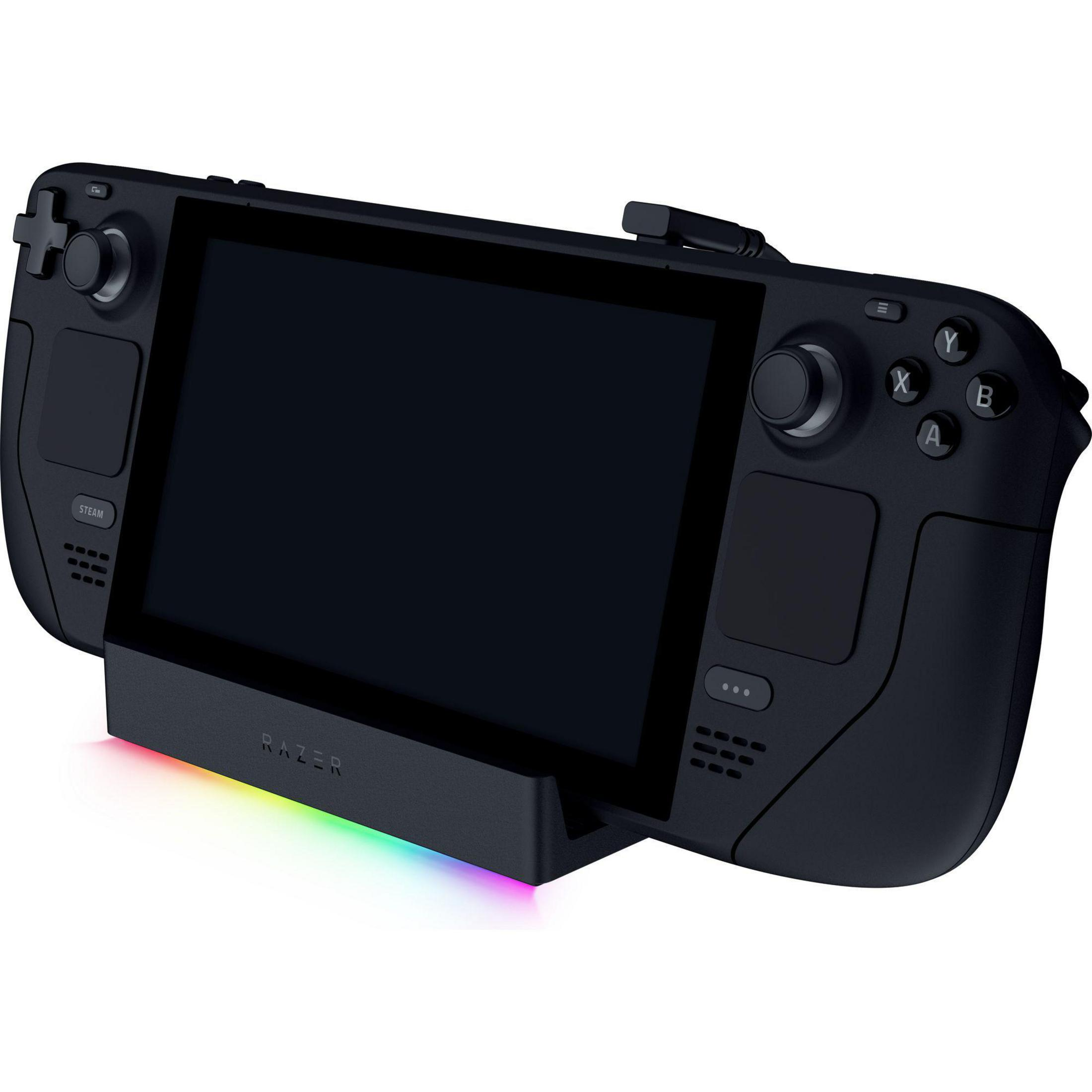 Un dispositivo di gioco portatile nero è agganciato a un supporto nero con illuminazione RGB colorata.