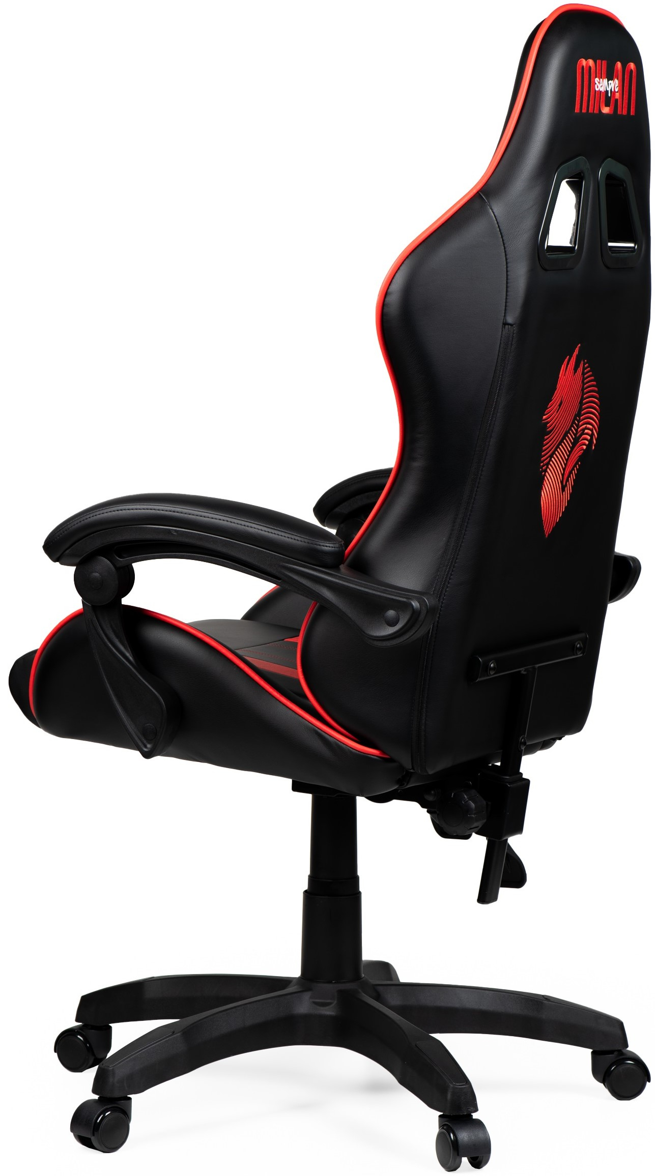 Sedia da gaming nera con bordatura rossa e logo leone rosso sullo schienale.