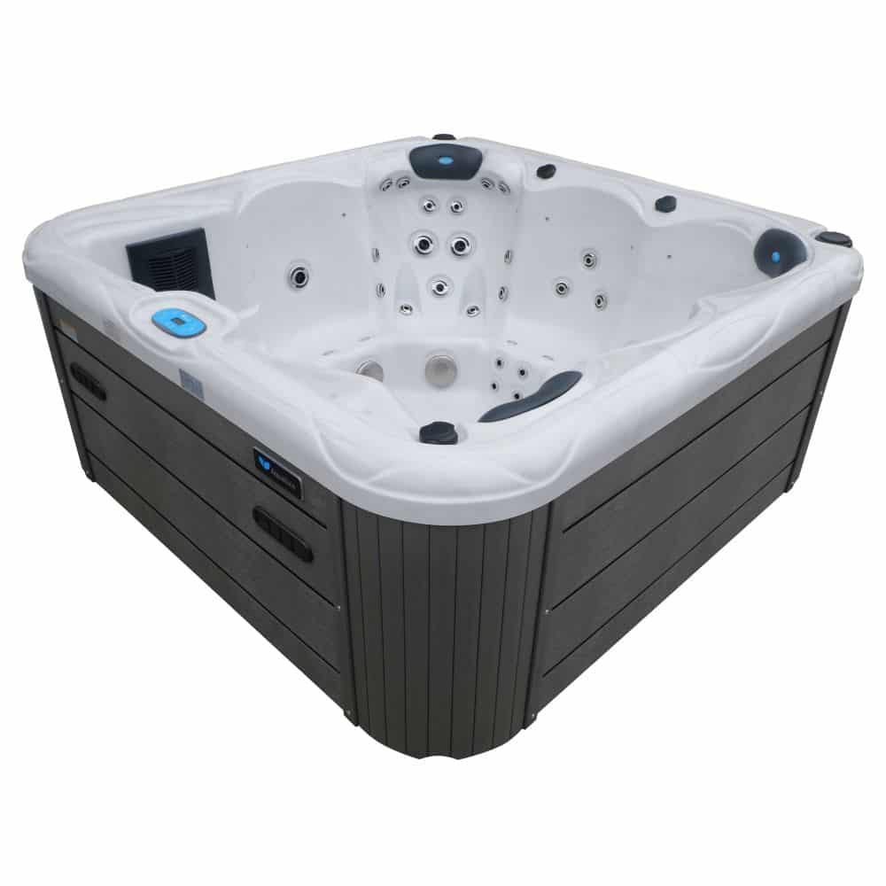 Un moderno jacuzzi blanco con paneles de madera oscura y chorros.