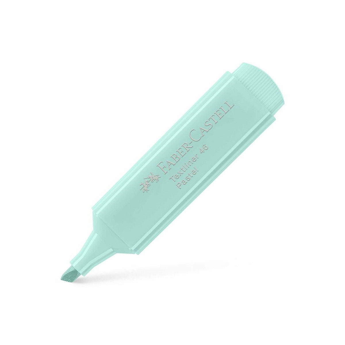 Un evidenziatore Faber-Castell Textliner 46 Pastel verde chiaro è mostrato in diagonale su sfondo bianco.