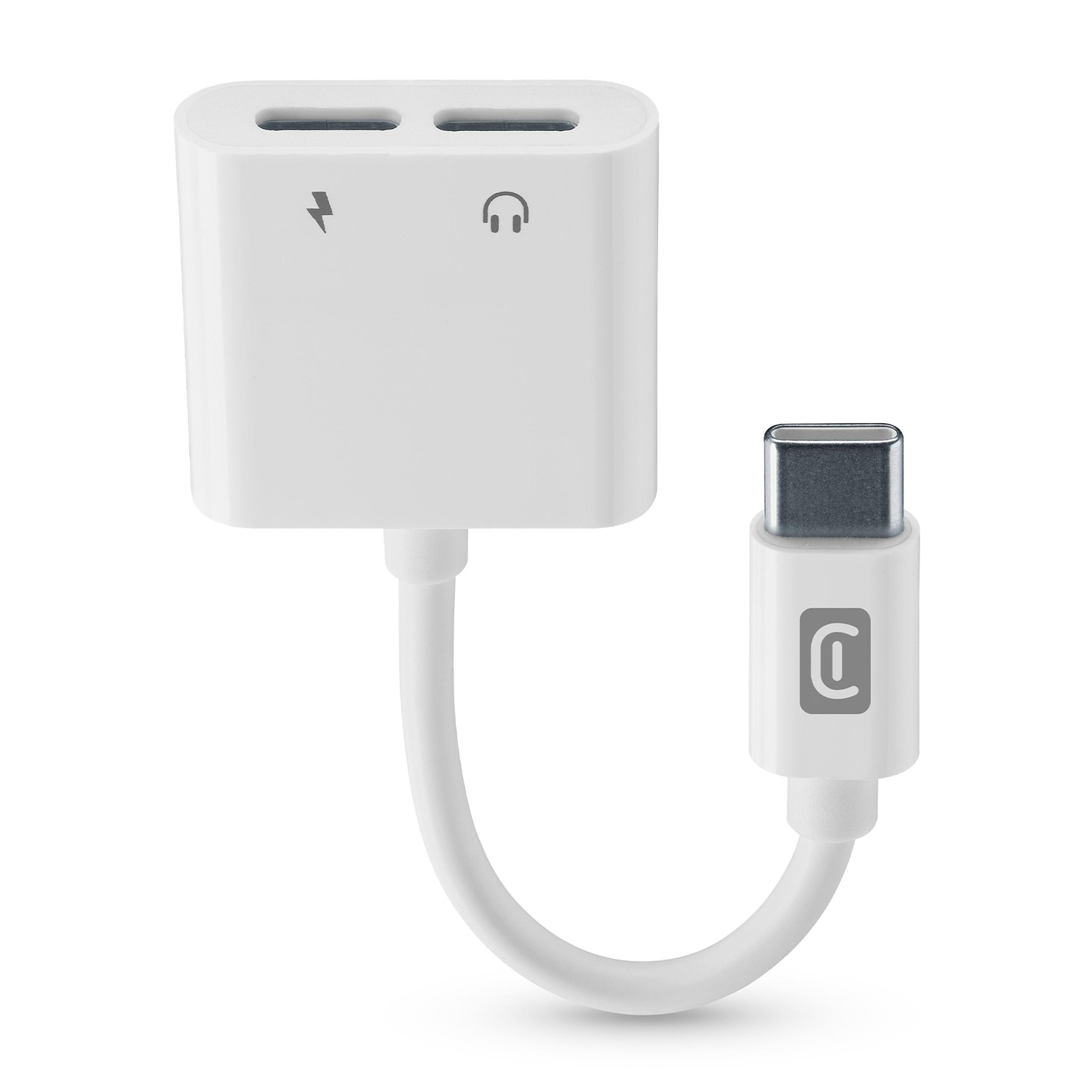 Adaptateur USB-C blanc avec prise casque et port de chargement.