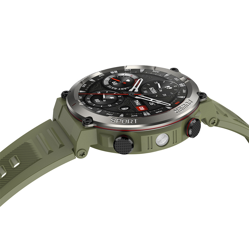 Smartwatch verde con quadrante digitale nero che mostra ora, battito cardiaco e passi.