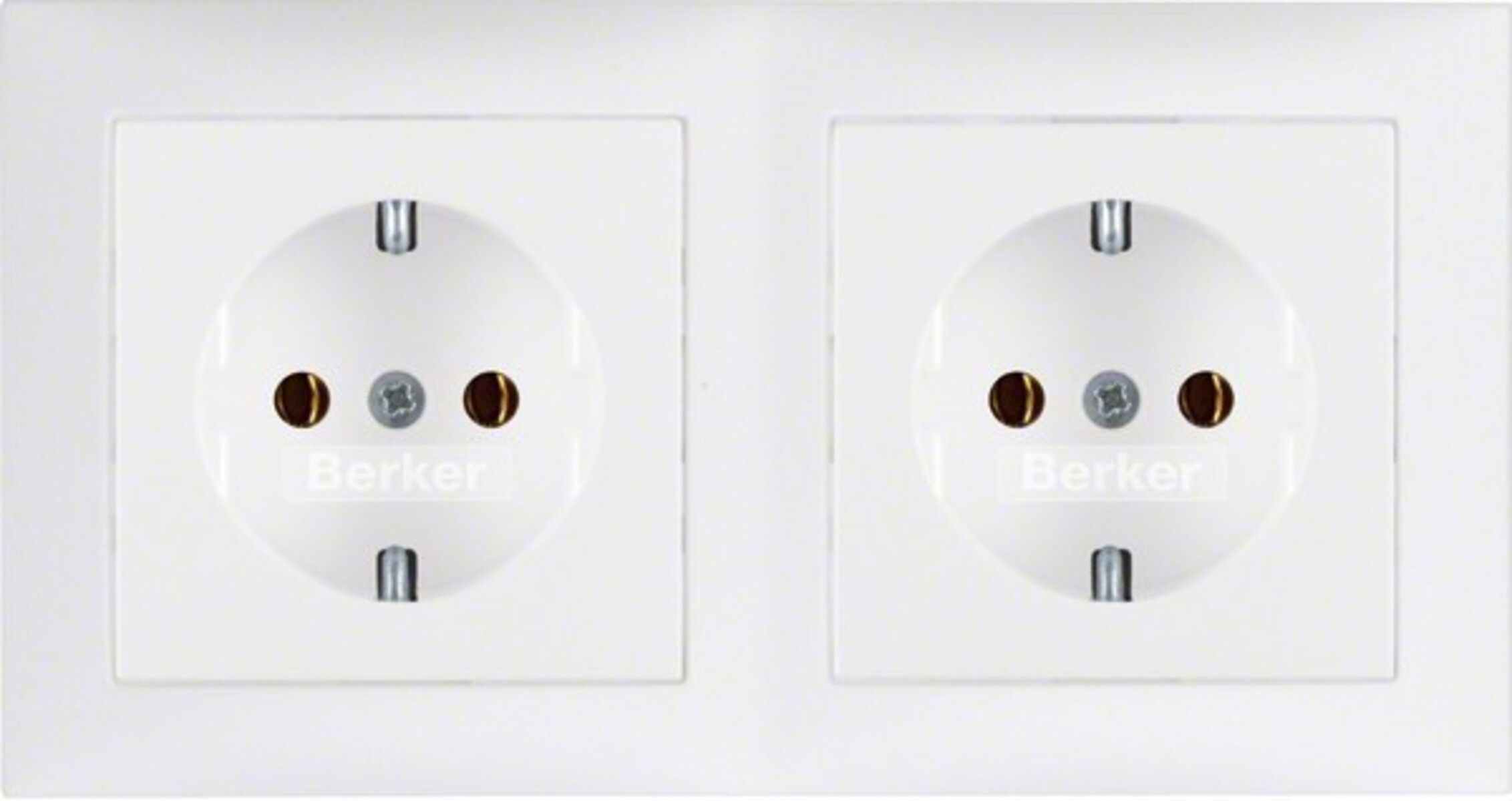 Due prese elettriche bianche con il nome del marchio Berker visibile.
