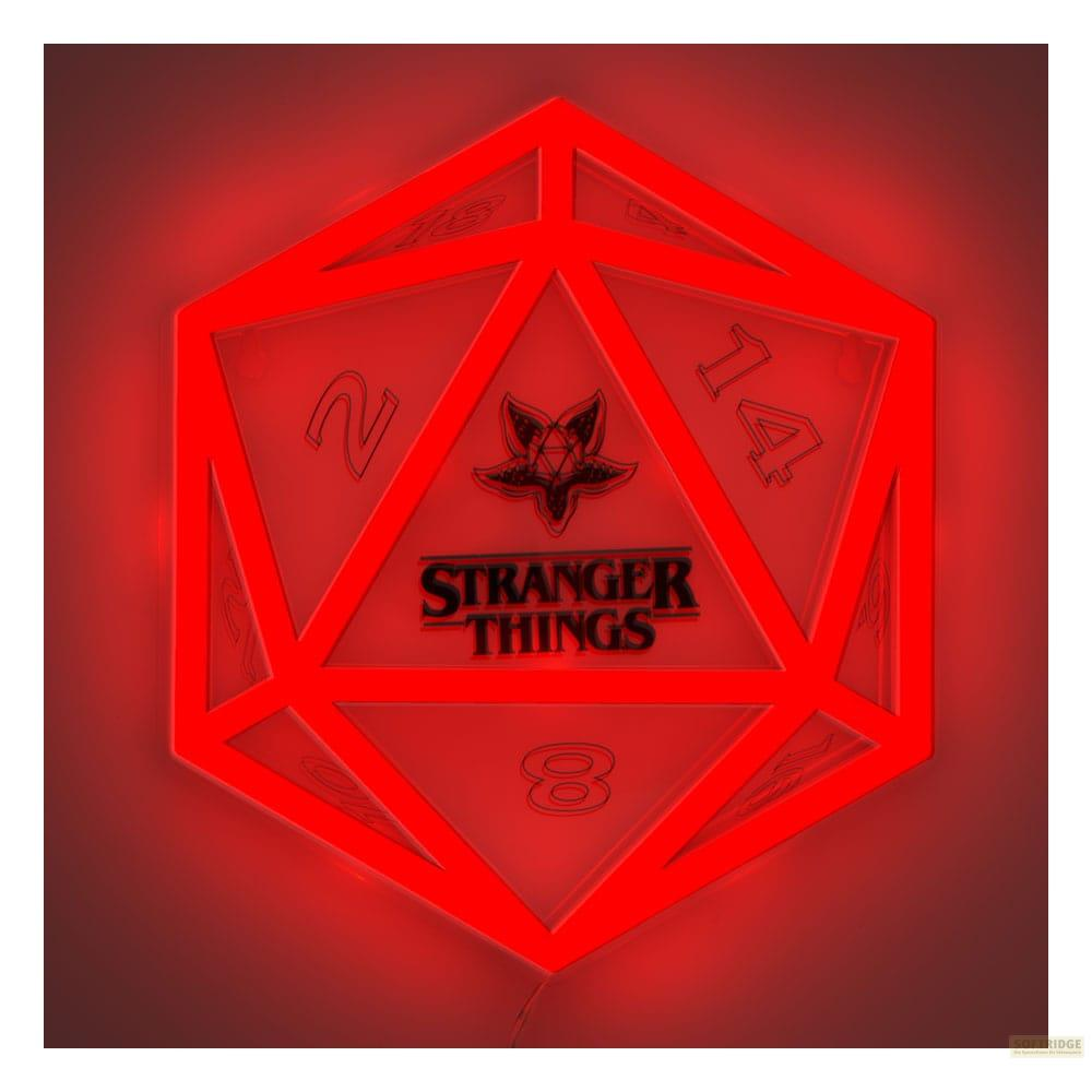 Czerwona neonowa kostka 20-ścienna z logo Stranger Things i liczbami.