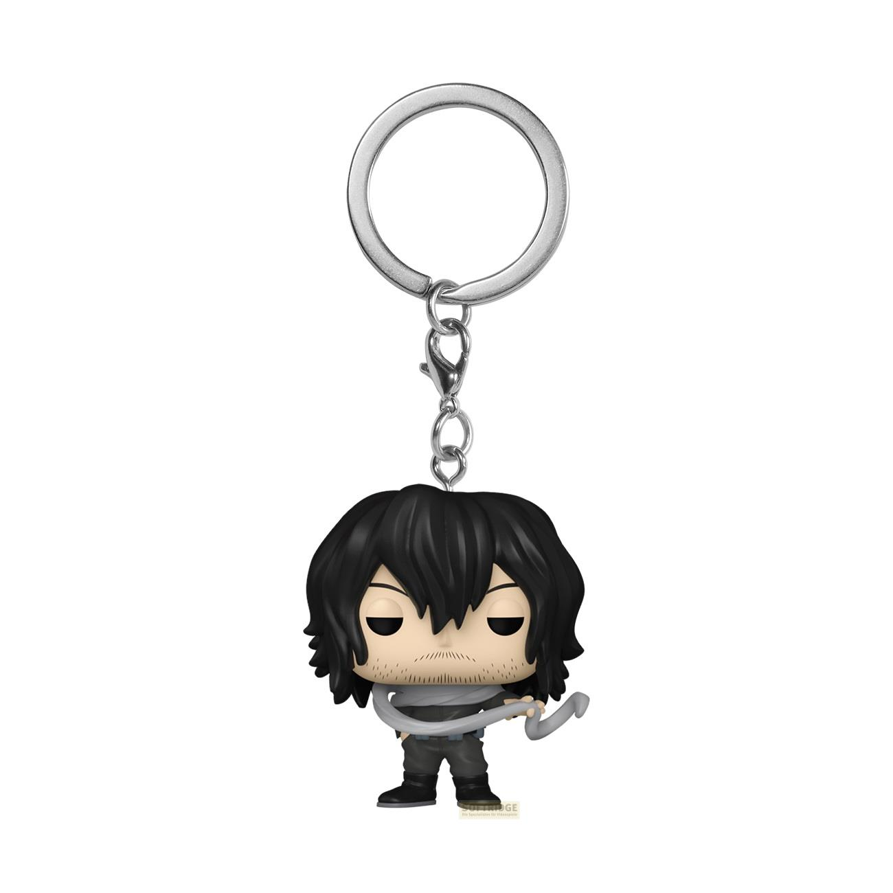 Ein Funko Pop Schlüsselanhänger mit Aizawa, schwarzes Haar, graues Band.