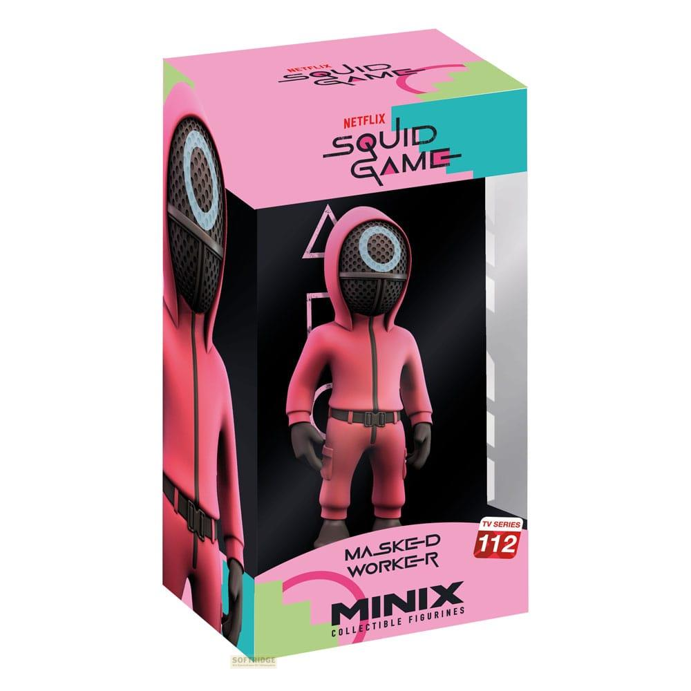 Action figure collezionabile Minix di Squid Game in tuta rosa con maschera a cerchio, numero 112.