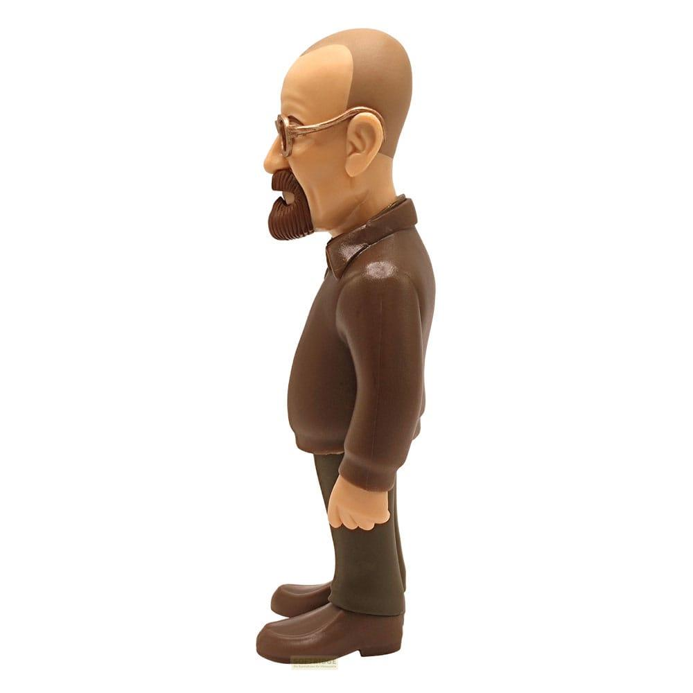 Una figura estilizada con gafas, barba y camisa marrón se alza sobre fondo blanco.