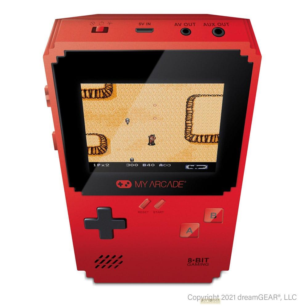 Rotes My Arcade Handheld-Gaming-Gerät zeigt ein 8-Bit-Wüstenspiel.