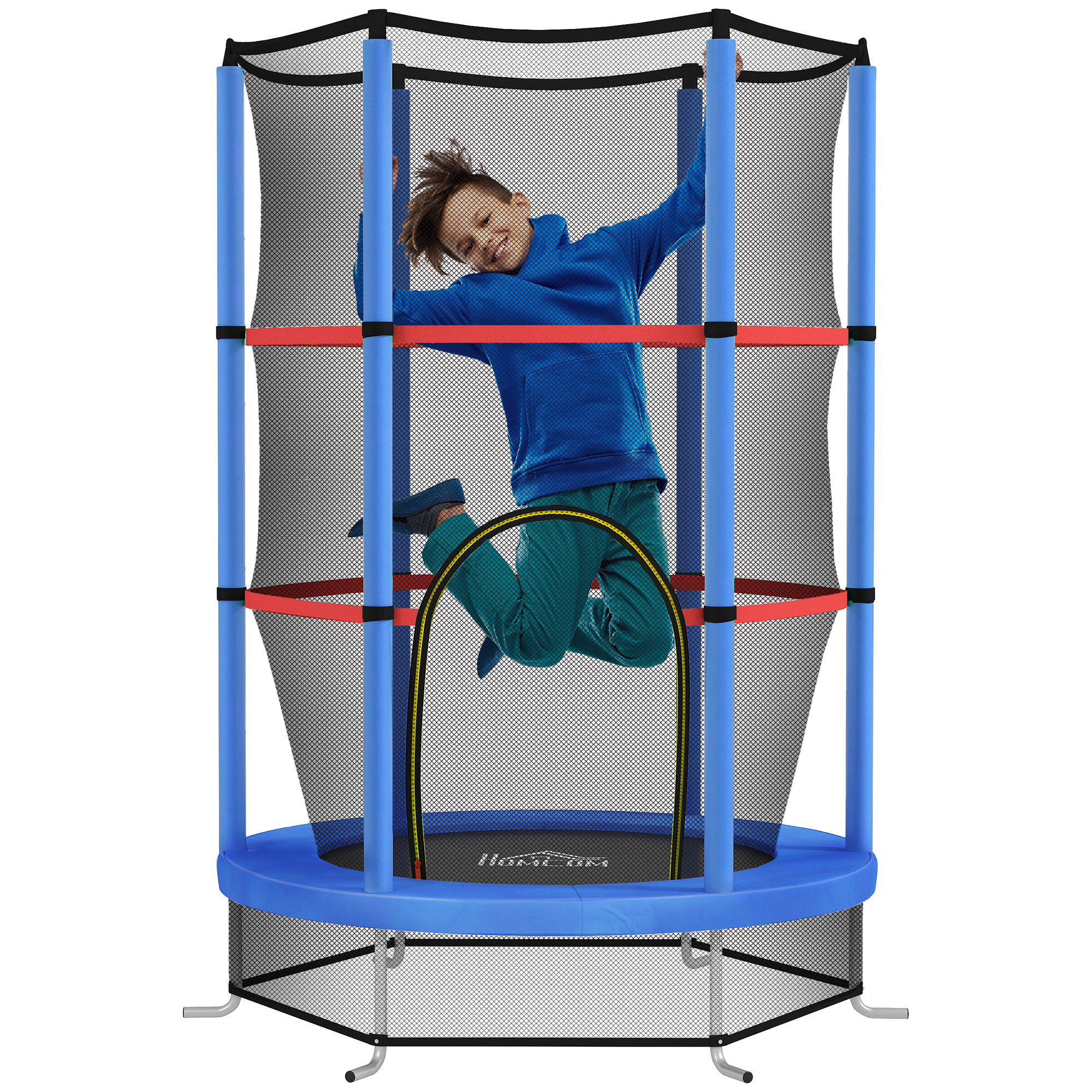 Un ragazzo con felpa blu e pantaloni verdi salta in alto su un trampolino blu con rete di sicurezza.
