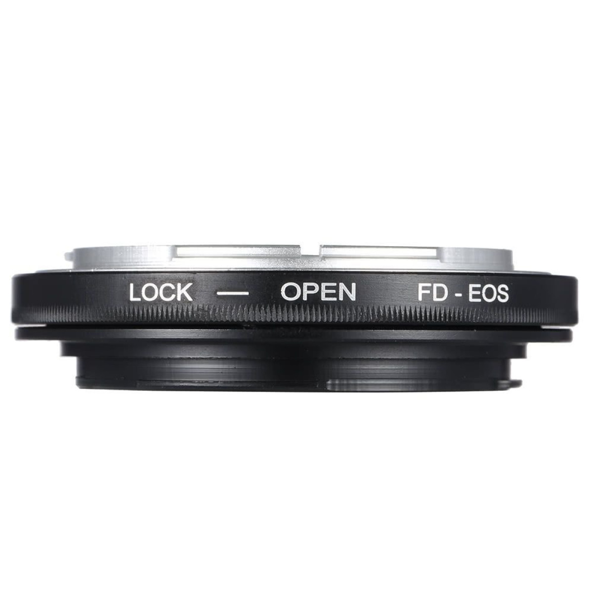 Czarny adapter do obiektywu aparatu z oznaczeniami 'LOCK', 'OPEN' i 'FD-EOS'.