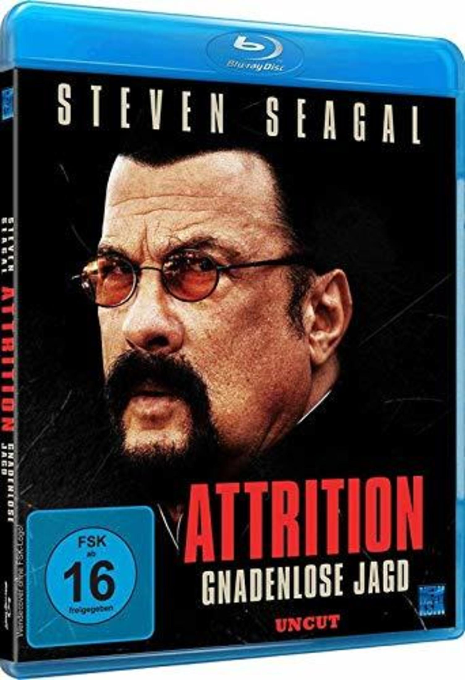 Steven Seagal sulla copertina di Attrition, FSK 16.