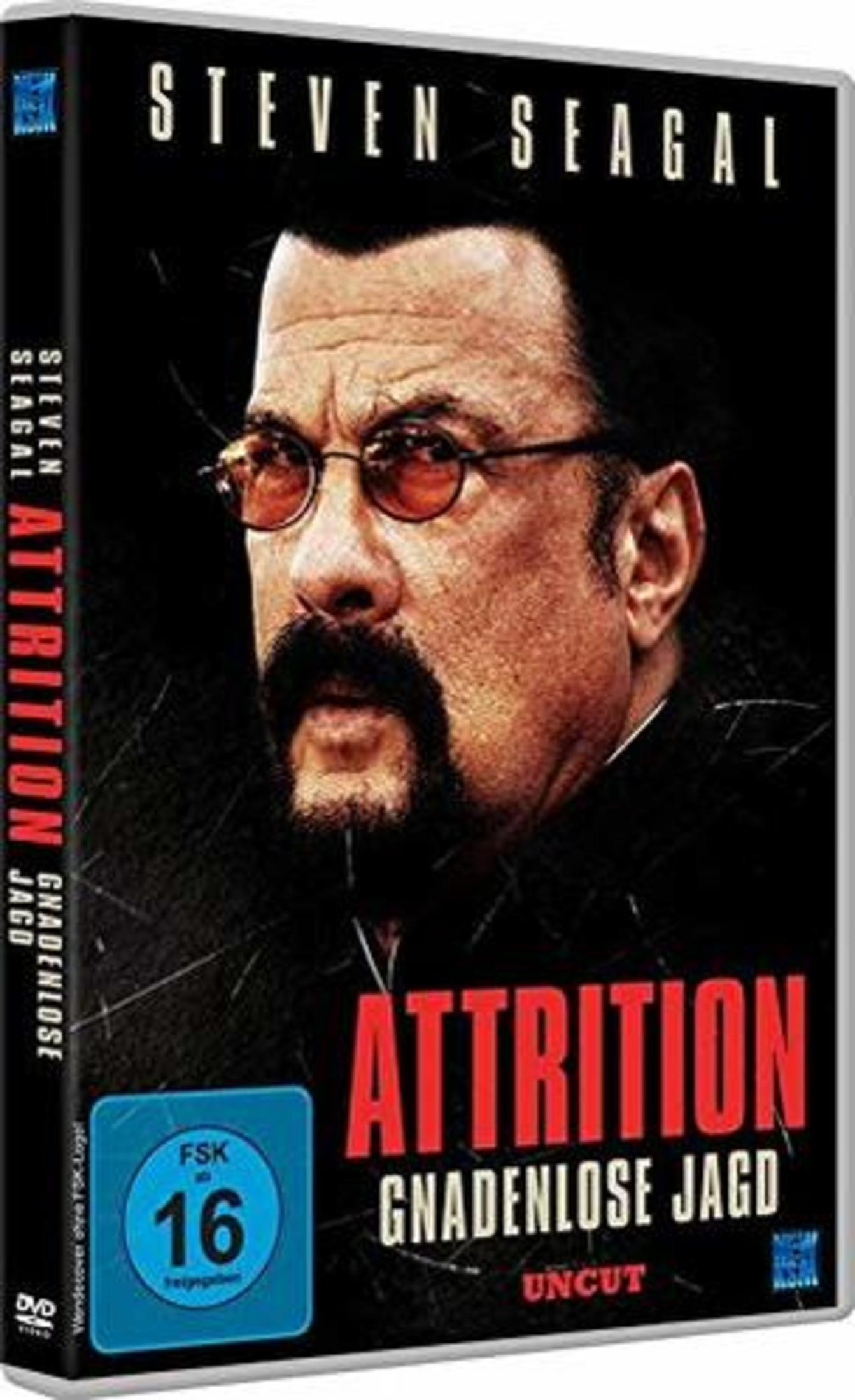 Steven Seagal sulla copertina DVD "Attrition" con classificazione FSK 16.