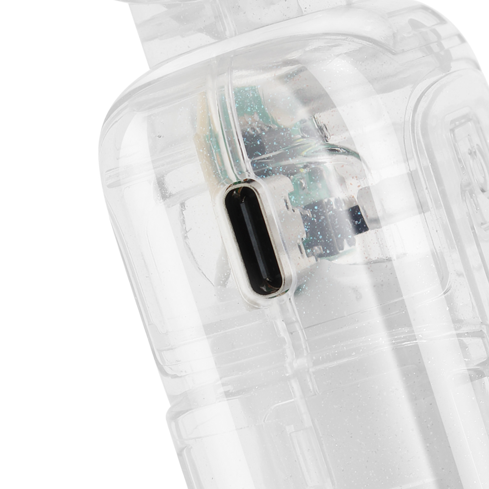 Nahaufnahme eines transparenten Behälters mit integriertem USB-C-Anschluss und Leiterplatte.
