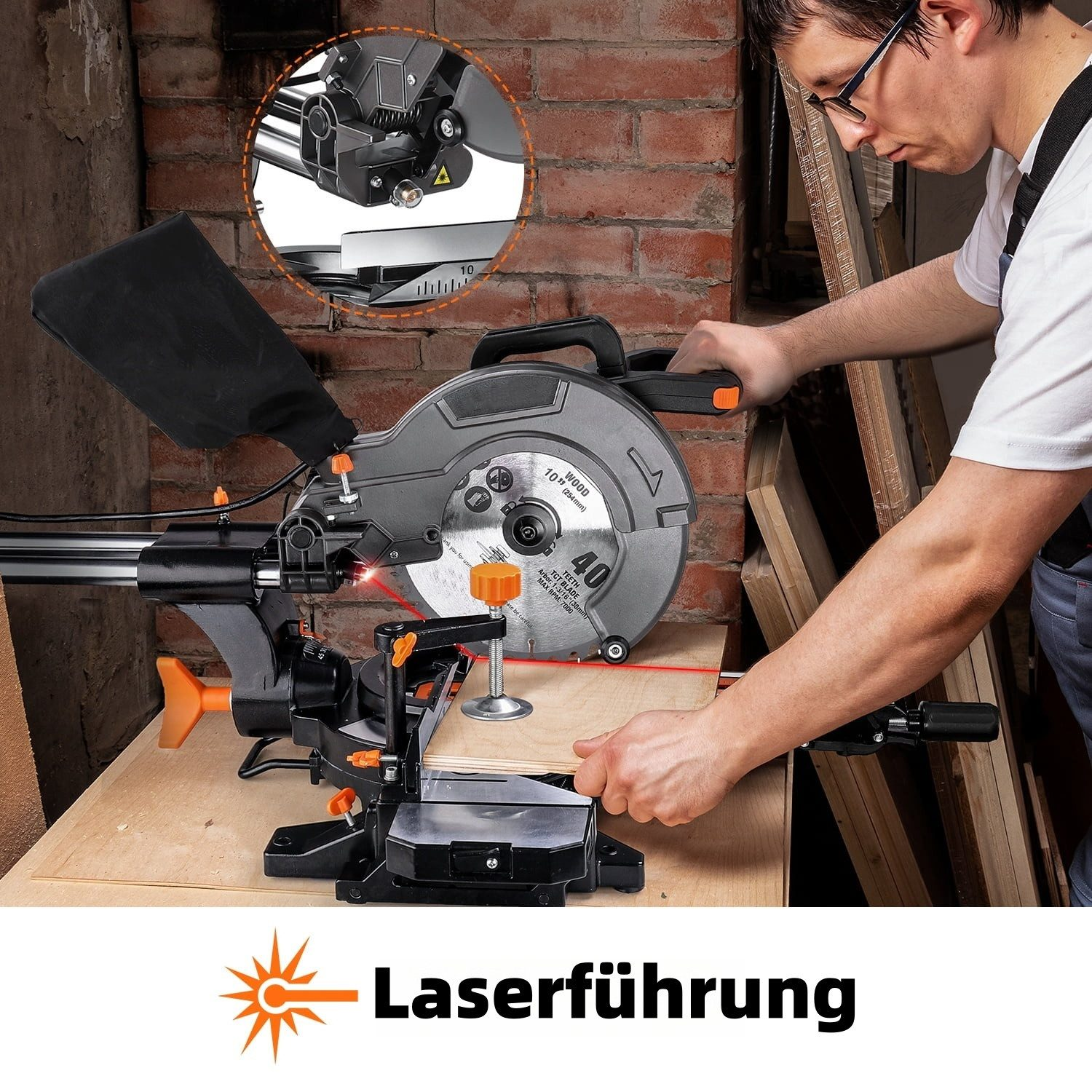 Mann benutzt eine Kappsäge mit Laserführung für präzise Holzschnitte.