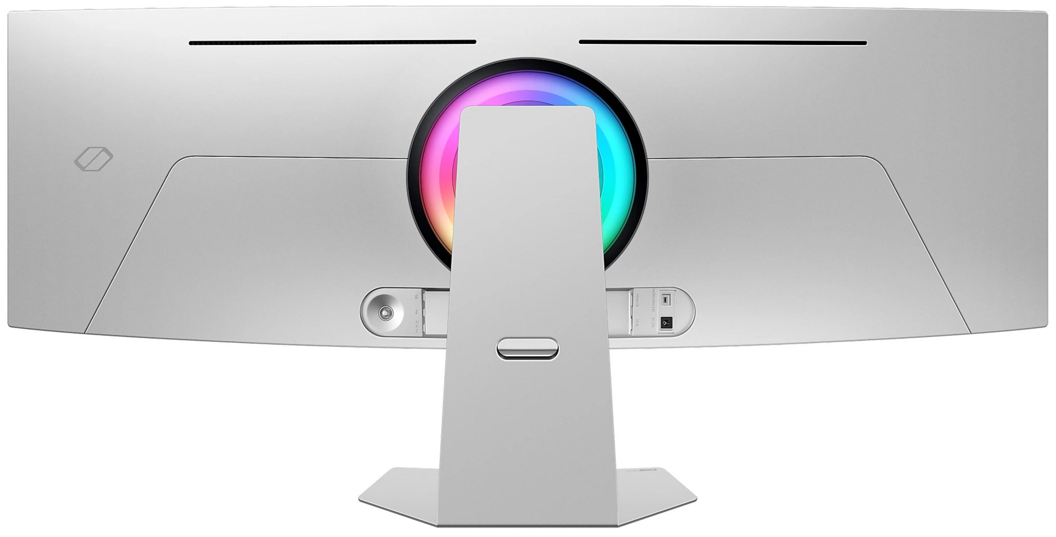 Retro di un monitor argentato con anello luminoso RGB e porte.