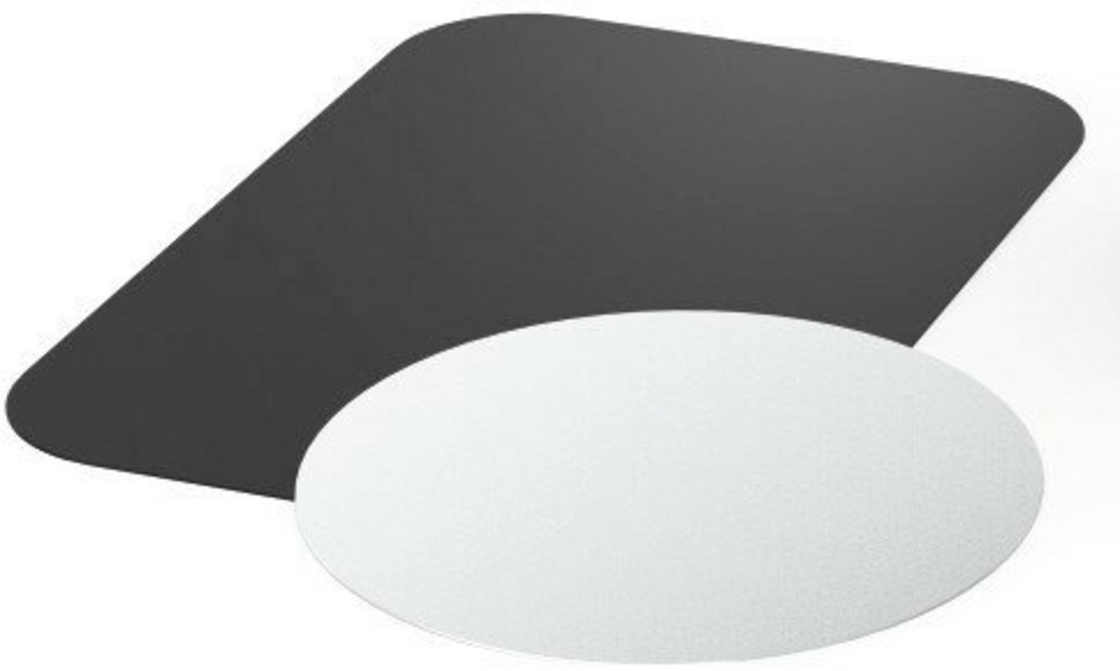 Ciemnoszara prostokątna mata i biała owalna mata są pokazane na białym tle.