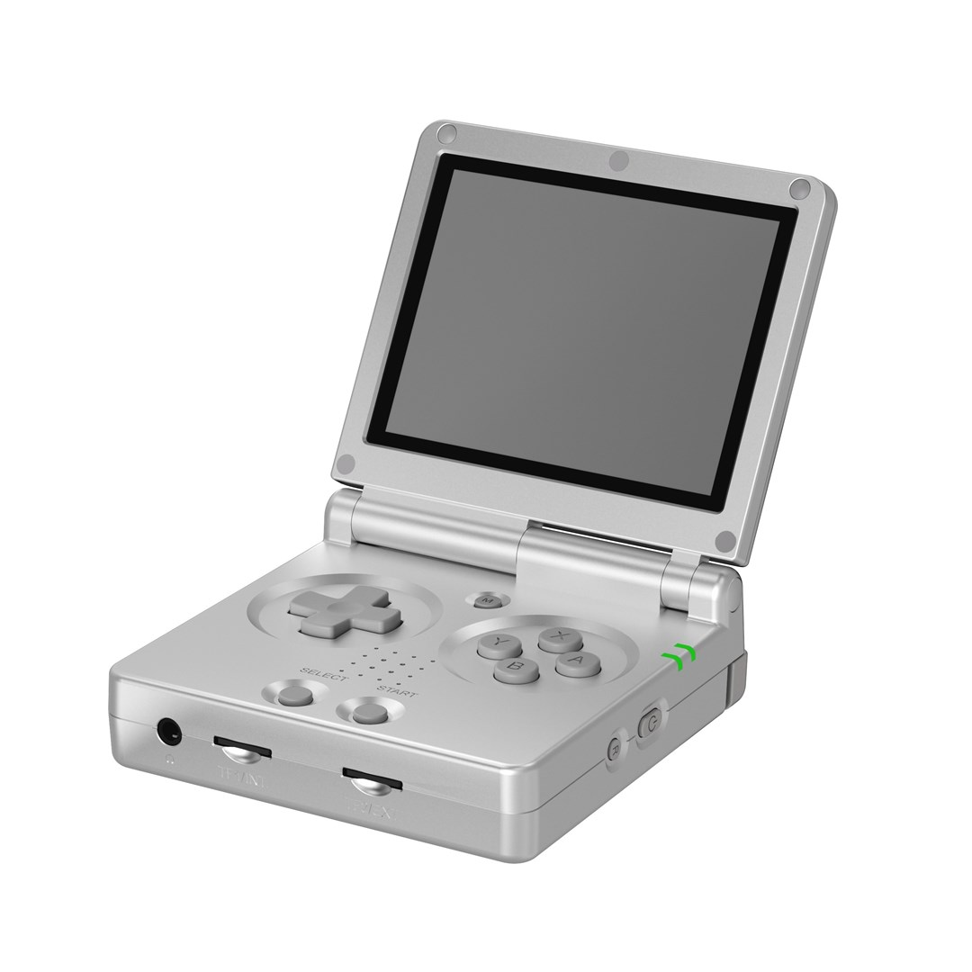 Game Boy Advance SP argentato aperto, mostra schermo e controlli. Sfondo bianco.