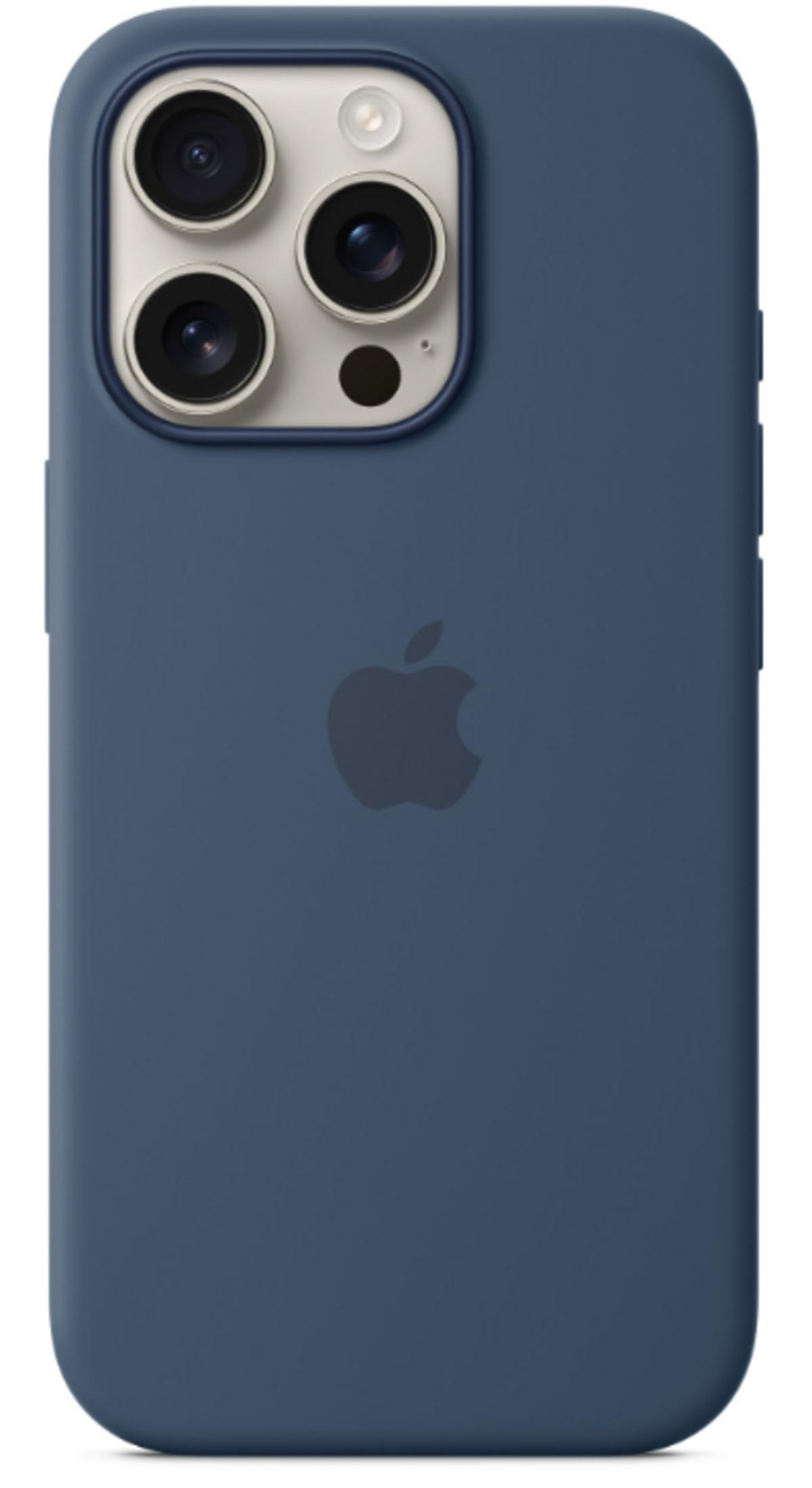 Niebieskie etui z logo Apple i wycięciem na potrójny aparat.