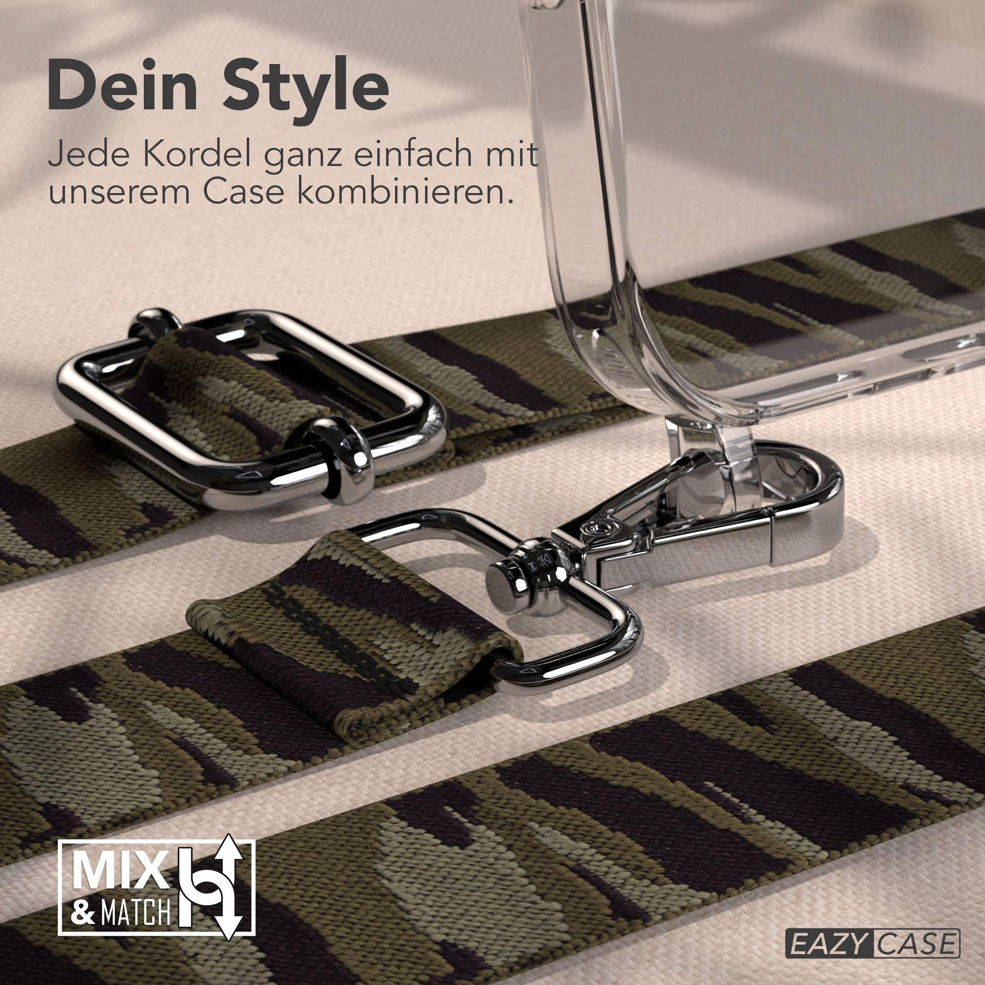 Ein Camouflage-Lanyard mit Metallverschlüssen und einem transparenten Handyhüllen-Anschluss.
