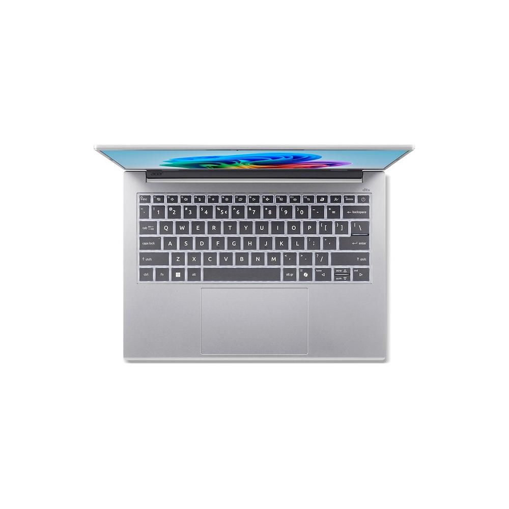 Un laptop argentato con lo schermo aperto, che mostra la tastiera.