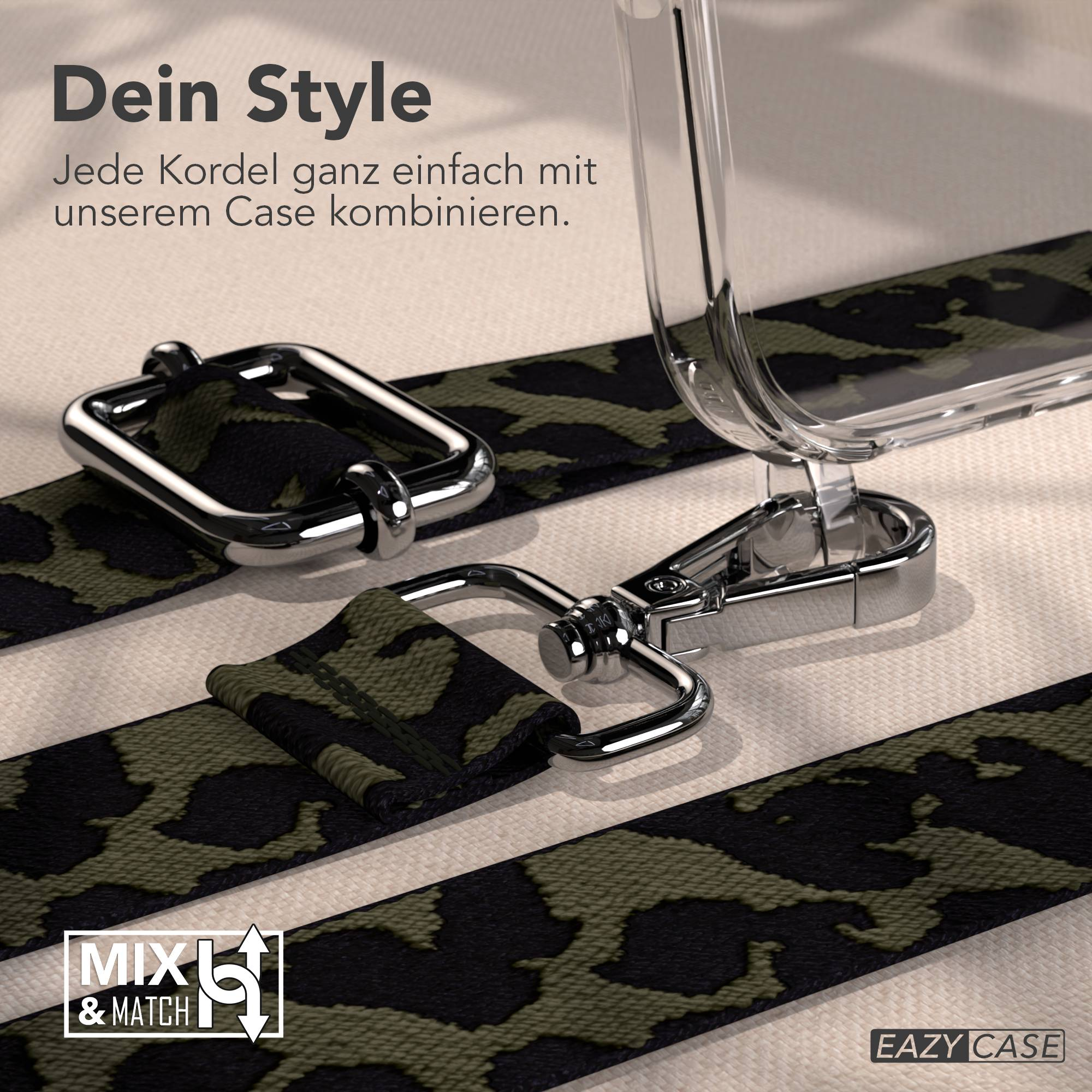 Ein camouflage-farbener Gurt mit silbernen Schnallen und einem transparenten Case.